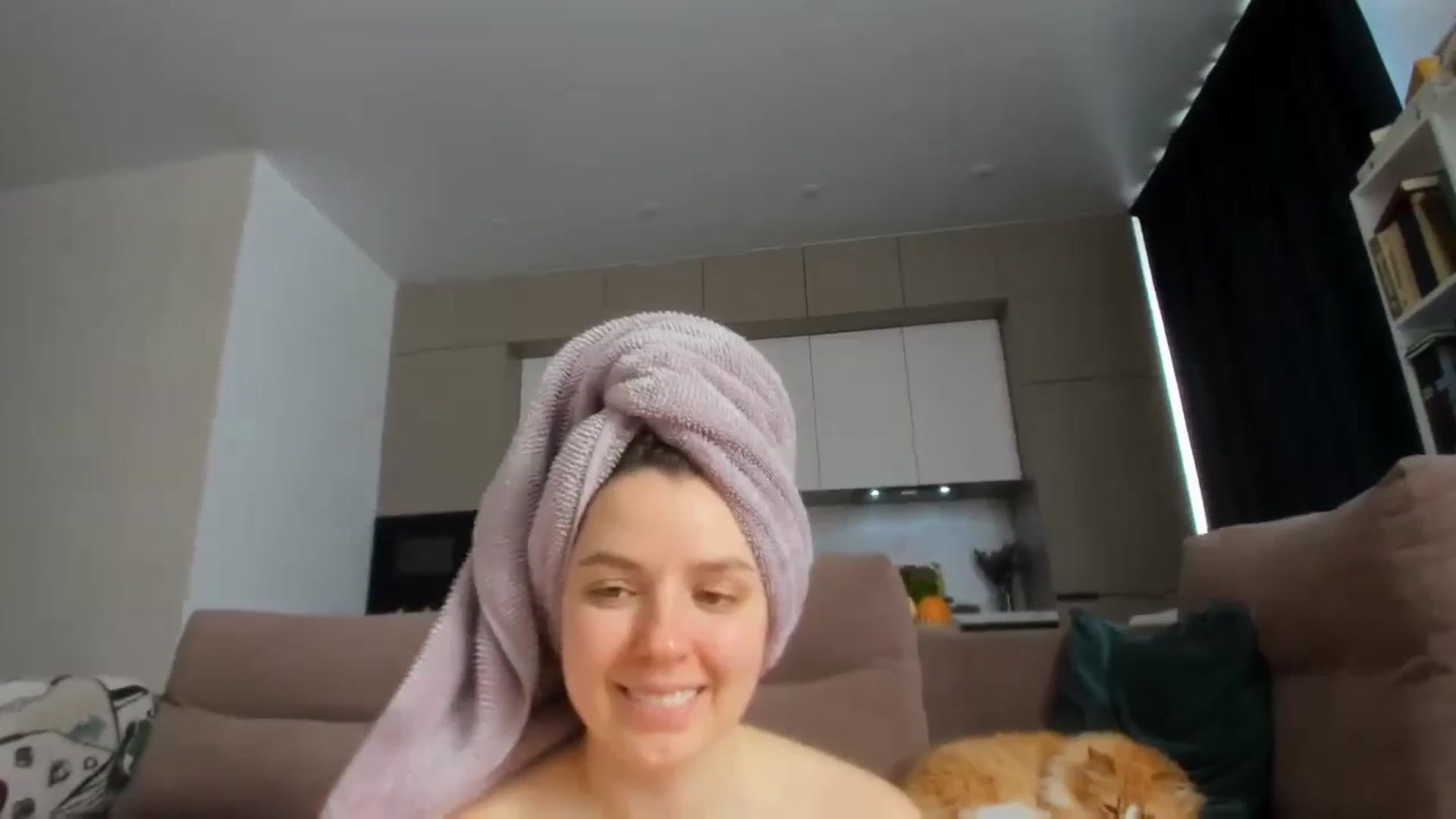Gallery image thumbnail from Ana_Bird's myfreecams stream on, 03/21/2024, 06:03 image 12 of 20