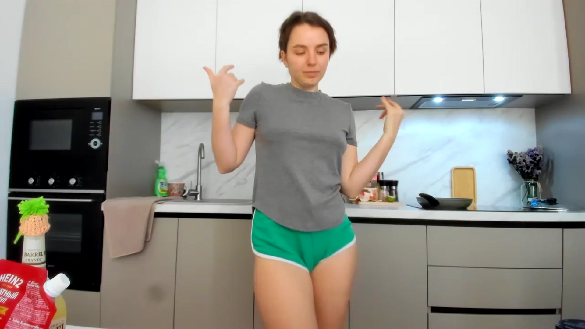 Gallery image thumbnail from Ana_Bird's myfreecams stream on, 03/24/2024, 05:56 image 10 of 20