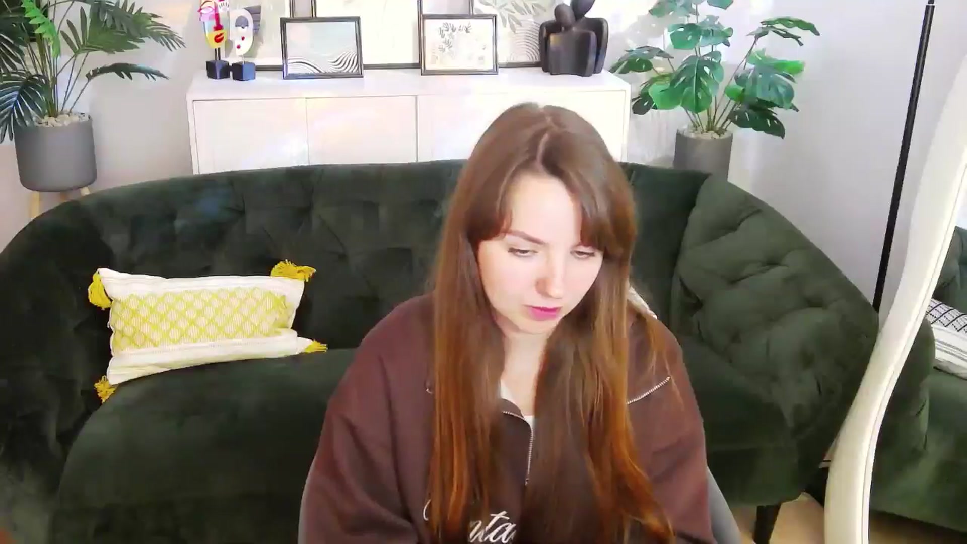 Gallery image thumbnail from Ana_Bird's myfreecams stream on, 04/01/2025, 12:50 image 18 of 20