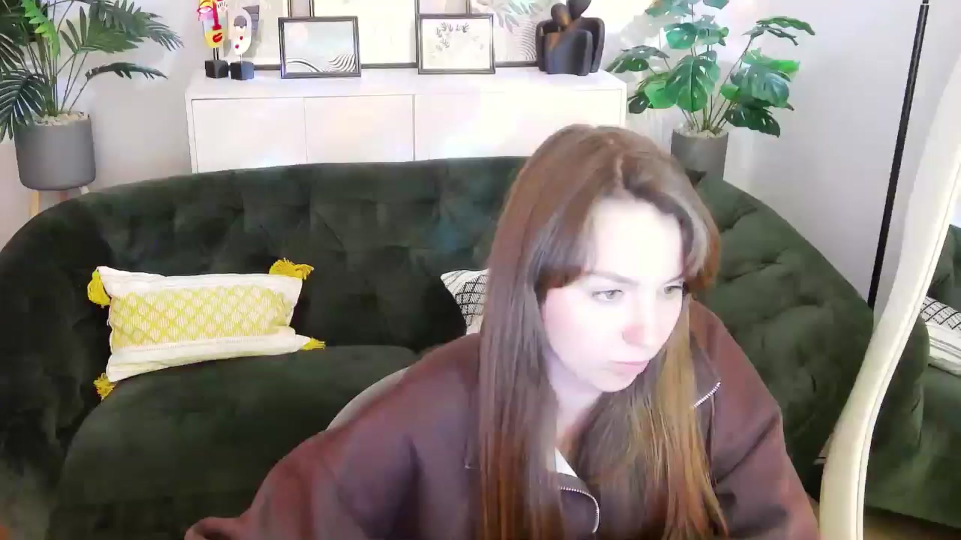 Gallery image thumbnail from Ana_Bird's myfreecams stream on, 04/01/2025, 12:50 image 4 of 20