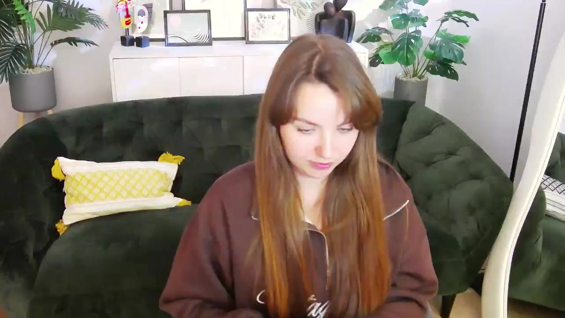 Gallery image thumbnail from Ana_Bird's myfreecams stream on, 04/01/2025, 12:50 image 3 of 20