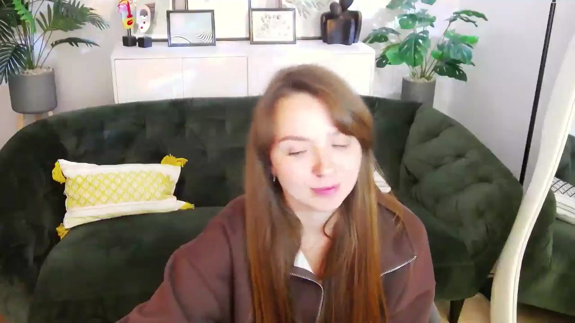 Gallery image thumbnail from Ana_Bird's myfreecams stream on, 04/01/2025, 12:50 image 13 of 20