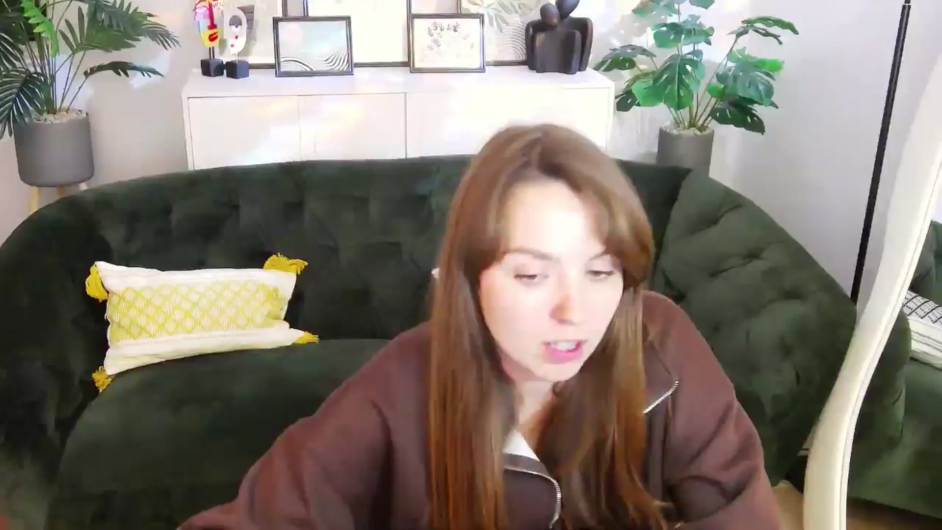 Gallery image thumbnail from Ana_Bird's myfreecams stream on, 04/01/2025, 12:50 image 6 of 20