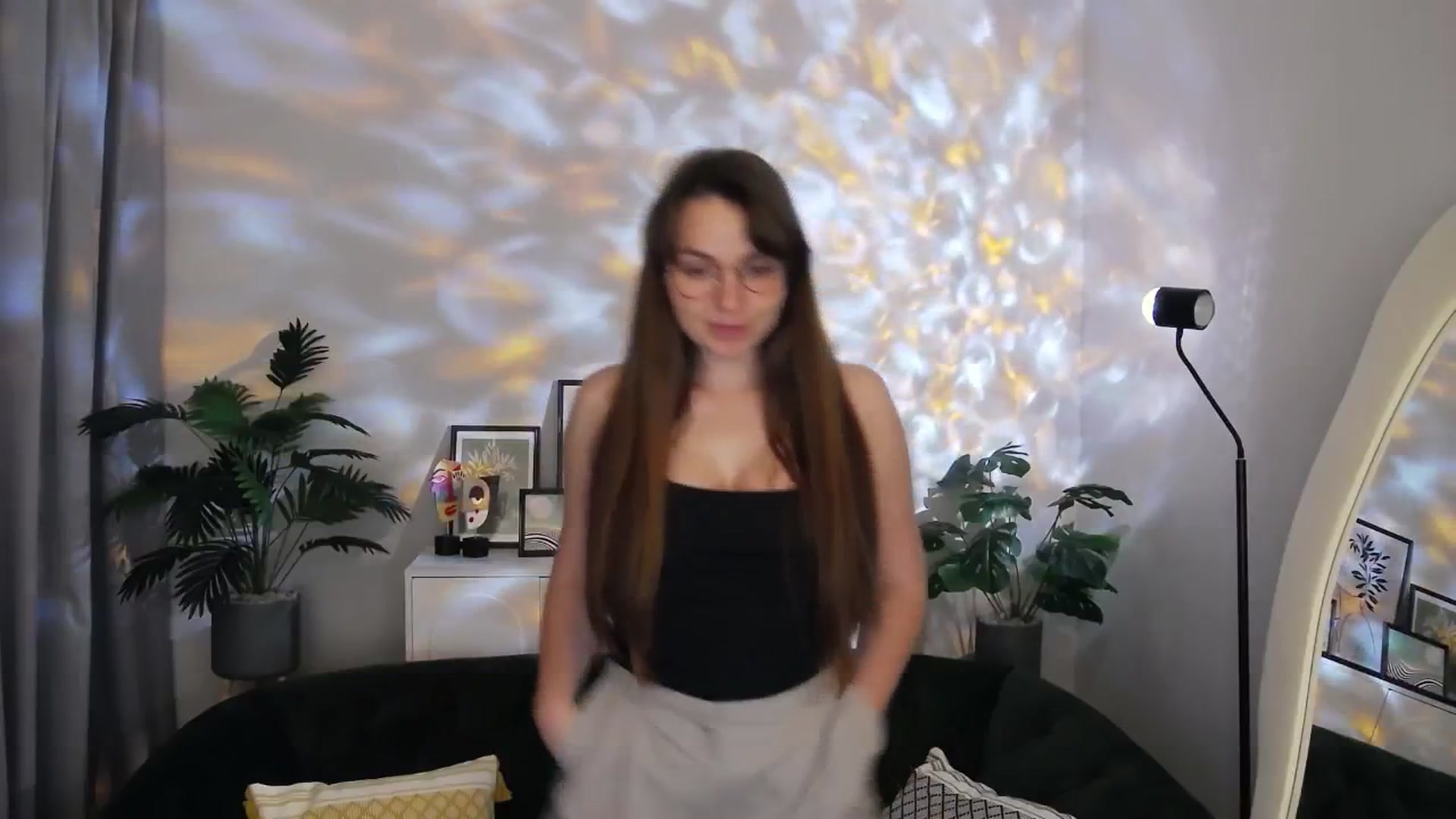 Gallery image thumbnail from Ana_Bird's myfreecams stream on, 04/02/2025, 05:07 image 10 of 20