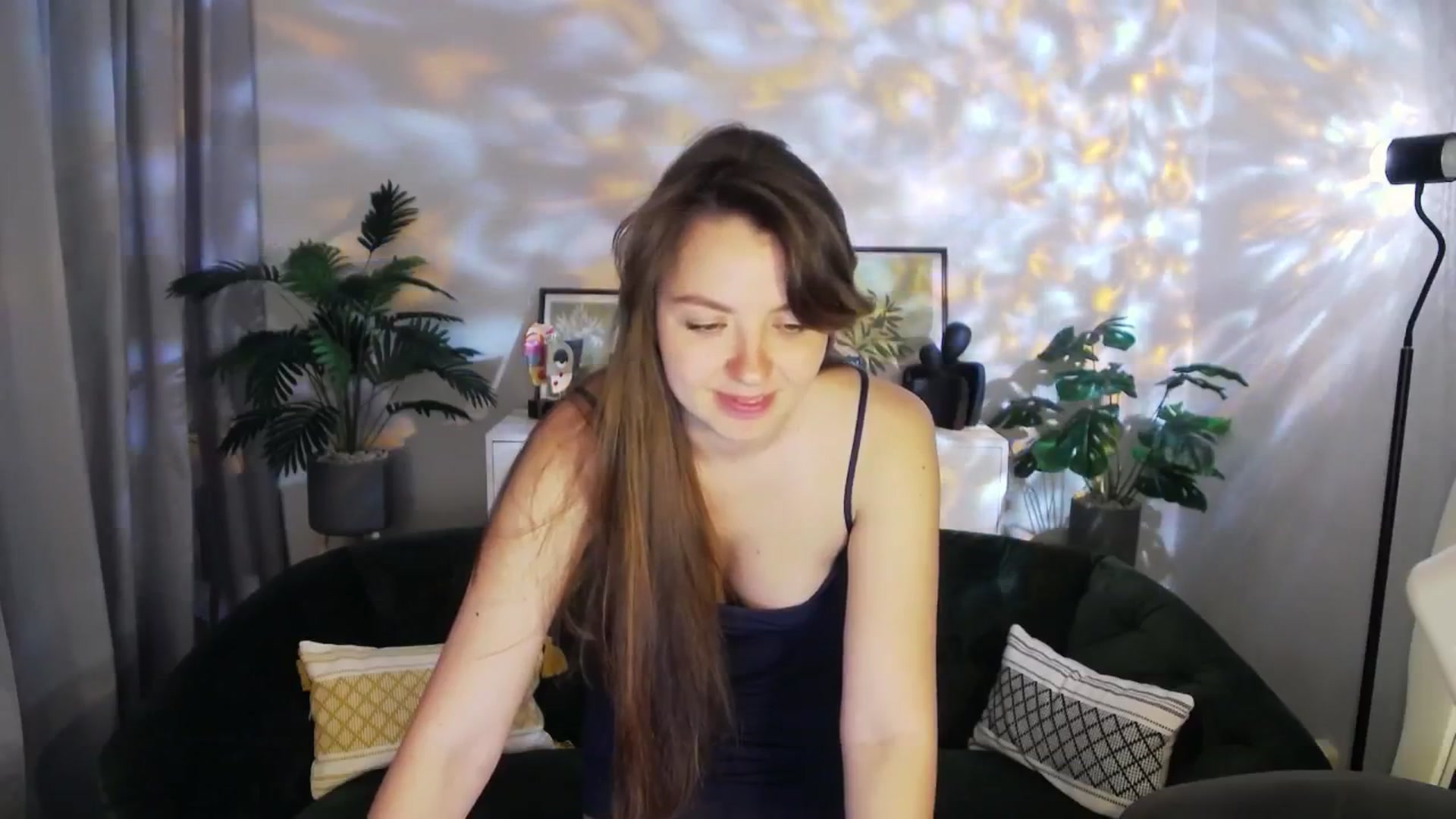 Gallery image thumbnail from Ana_Bird's myfreecams stream on, 04/06/2025, 07:05 image 2 of 20