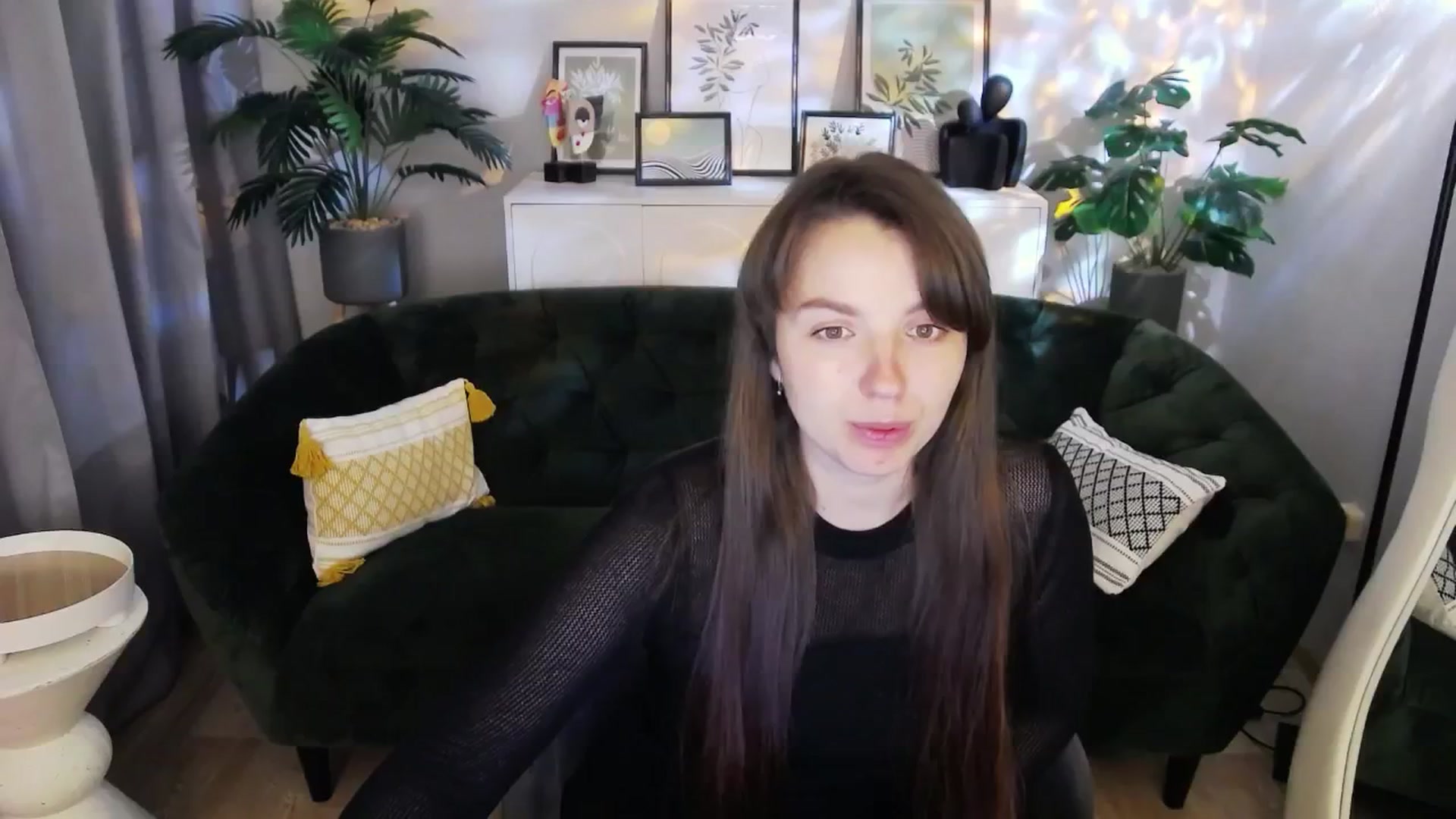 Gallery image thumbnail from Ana_Bird's myfreecams stream on, 04/13/2025, 04:24 image 1 of 20