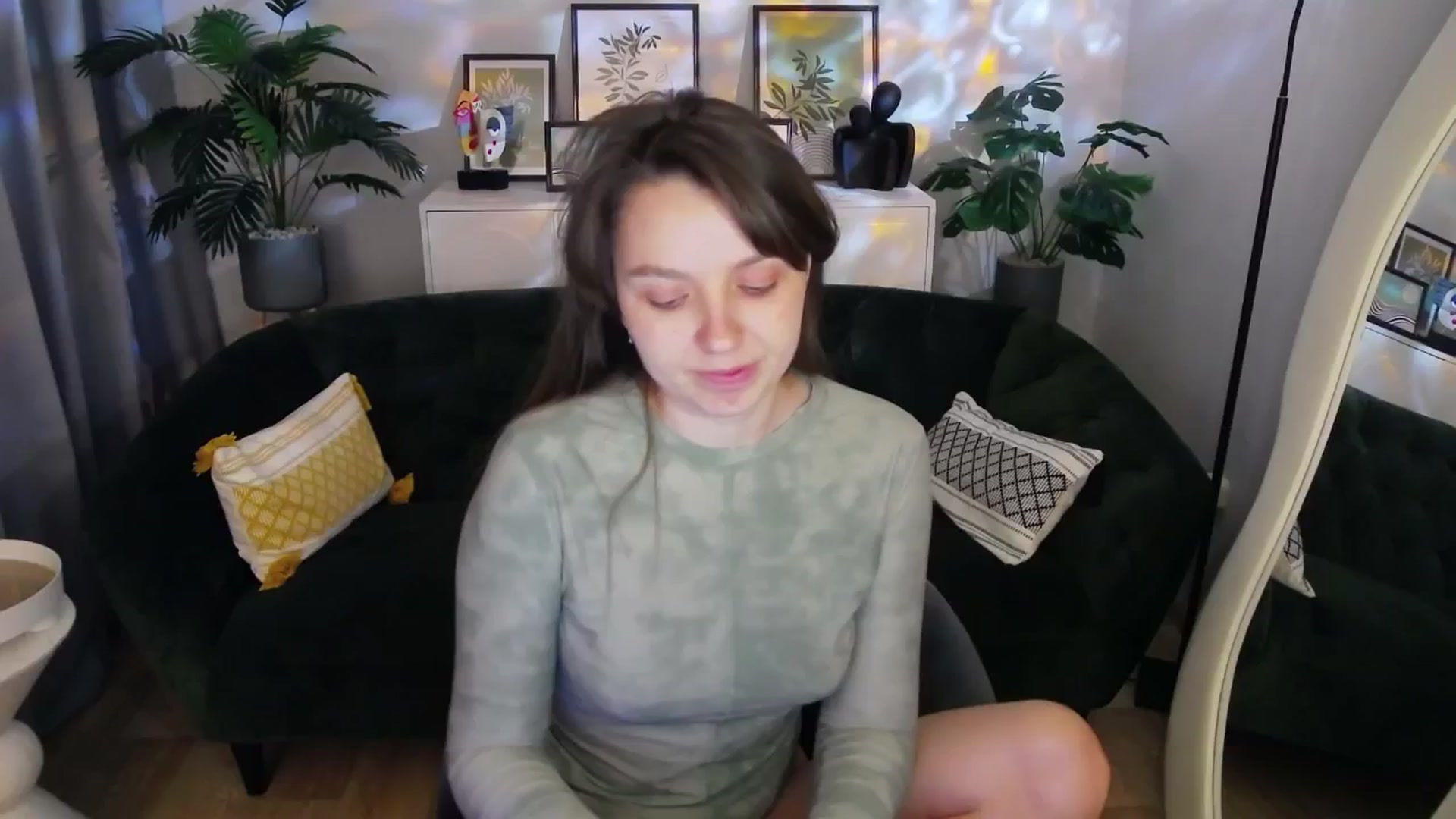 Gallery image thumbnail from Ana_Bird's myfreecams stream on, 04/30/2025, 06:41 image 6 of 20