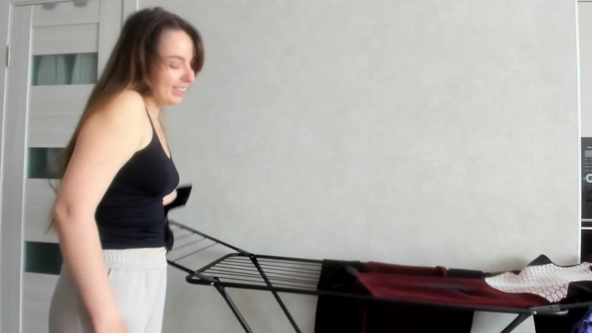 Gallery image thumbnail from Ana_Bird's myfreecams stream on, 05/14/2025, 03:47 image 10 of 20