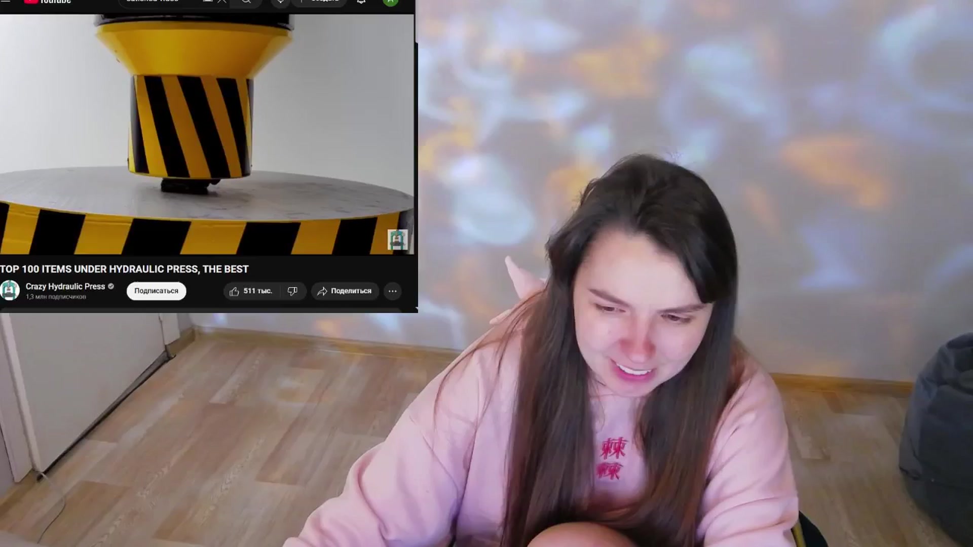 Gallery image thumbnail from Ana_Bird's myfreecams stream on, 05/18/2025, 06:43 image 12 of 20
