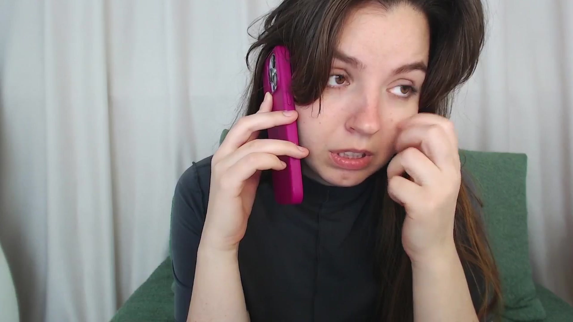 Gallery image thumbnail from Ana_Bird's myfreecams stream on, 05/30/2025, 06:15 image 16 of 20