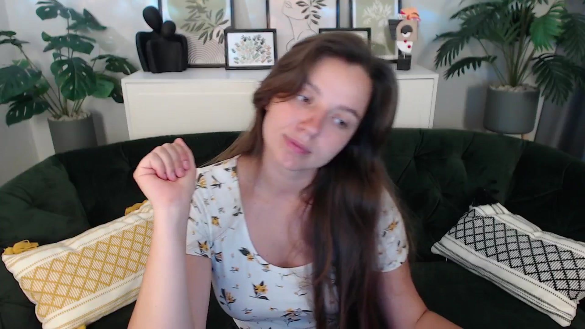 Gallery image thumbnail from Ana_Bird's myfreecams stream on, 07/17/2025, 05:11 image 10 of 20