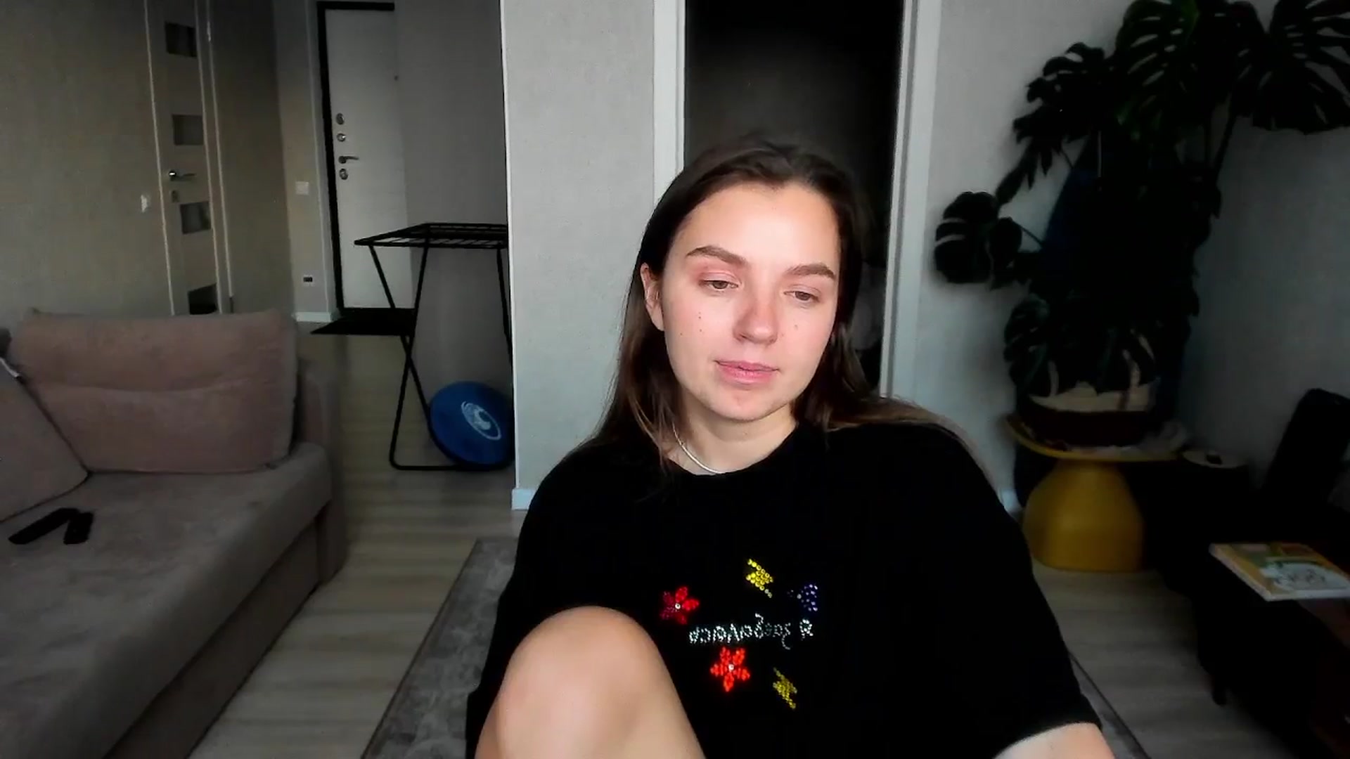 Gallery image thumbnail from Ana_Bird's myfreecams stream on, 11/22/2025, 07:30 image 18 of 20