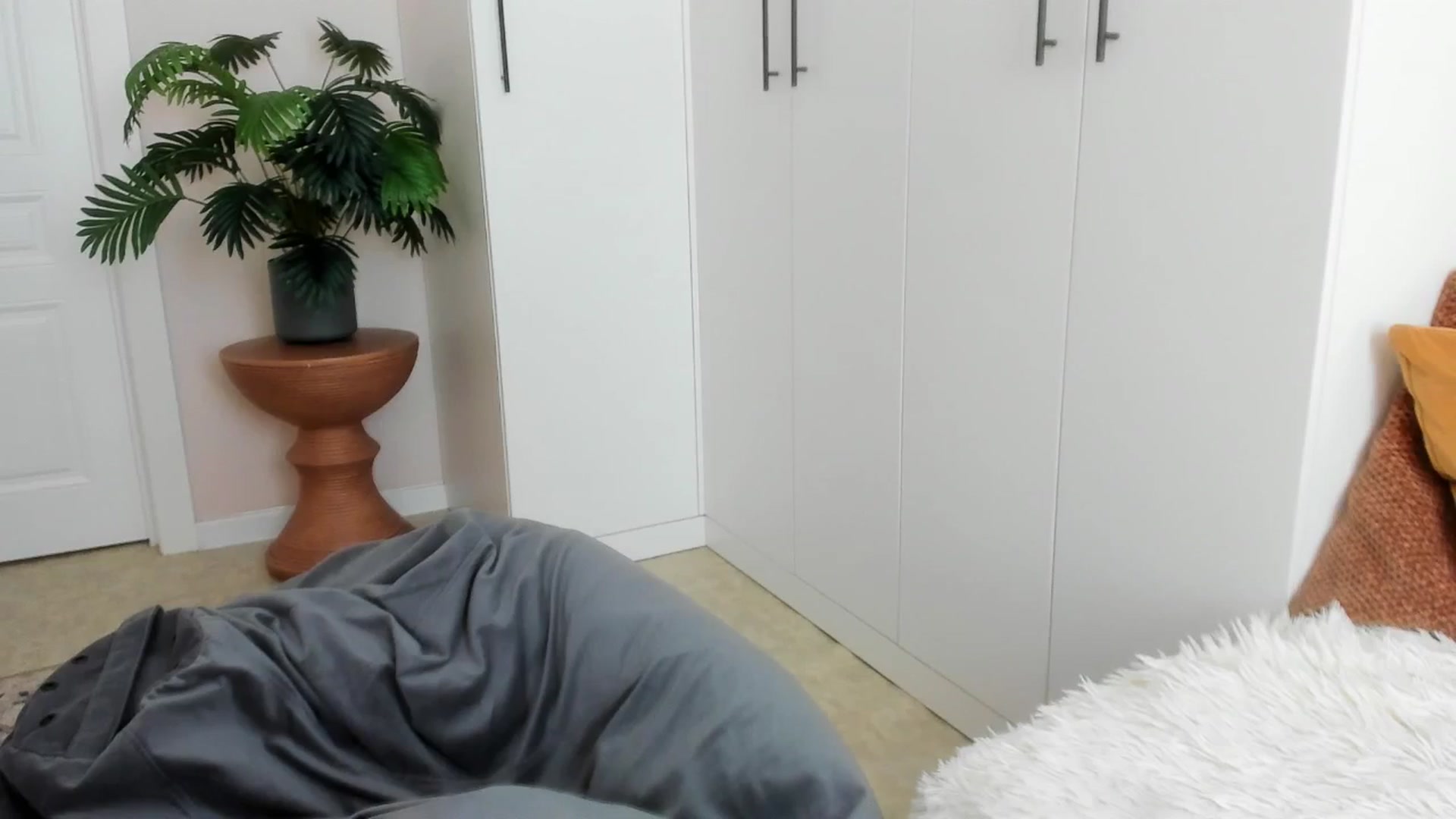 Gallery image thumbnail from Ana_Bird's myfreecams stream on, 02/09/2026, 07:33 image 2 of 20
