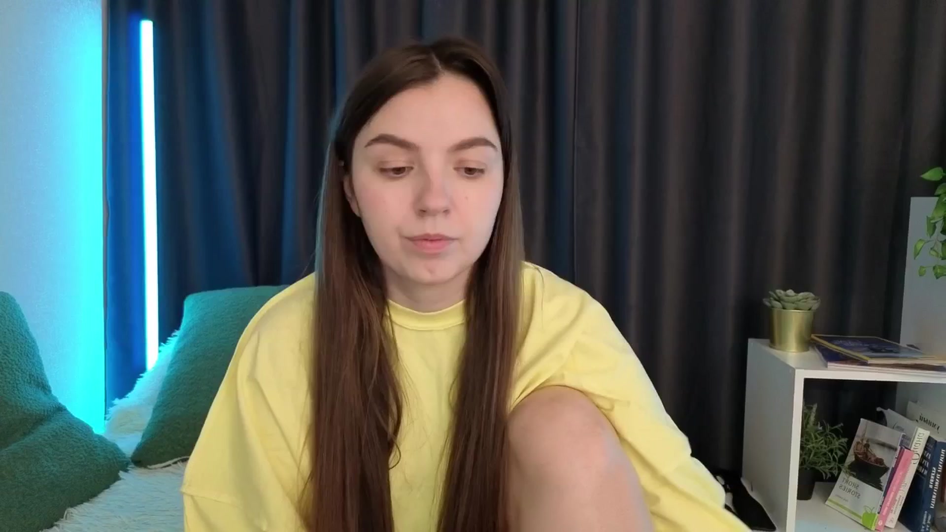 Gallery image thumbnail from Ana_Bird's myfreecams stream on, 03/12/2026, 02:52 image 1 of 20