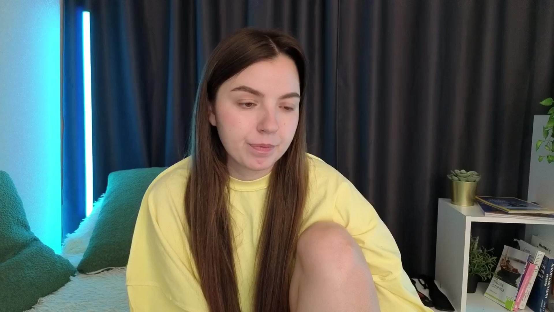 Gallery image thumbnail from Ana_Bird's myfreecams stream on, 03/12/2026, 02:52 image 12 of 20