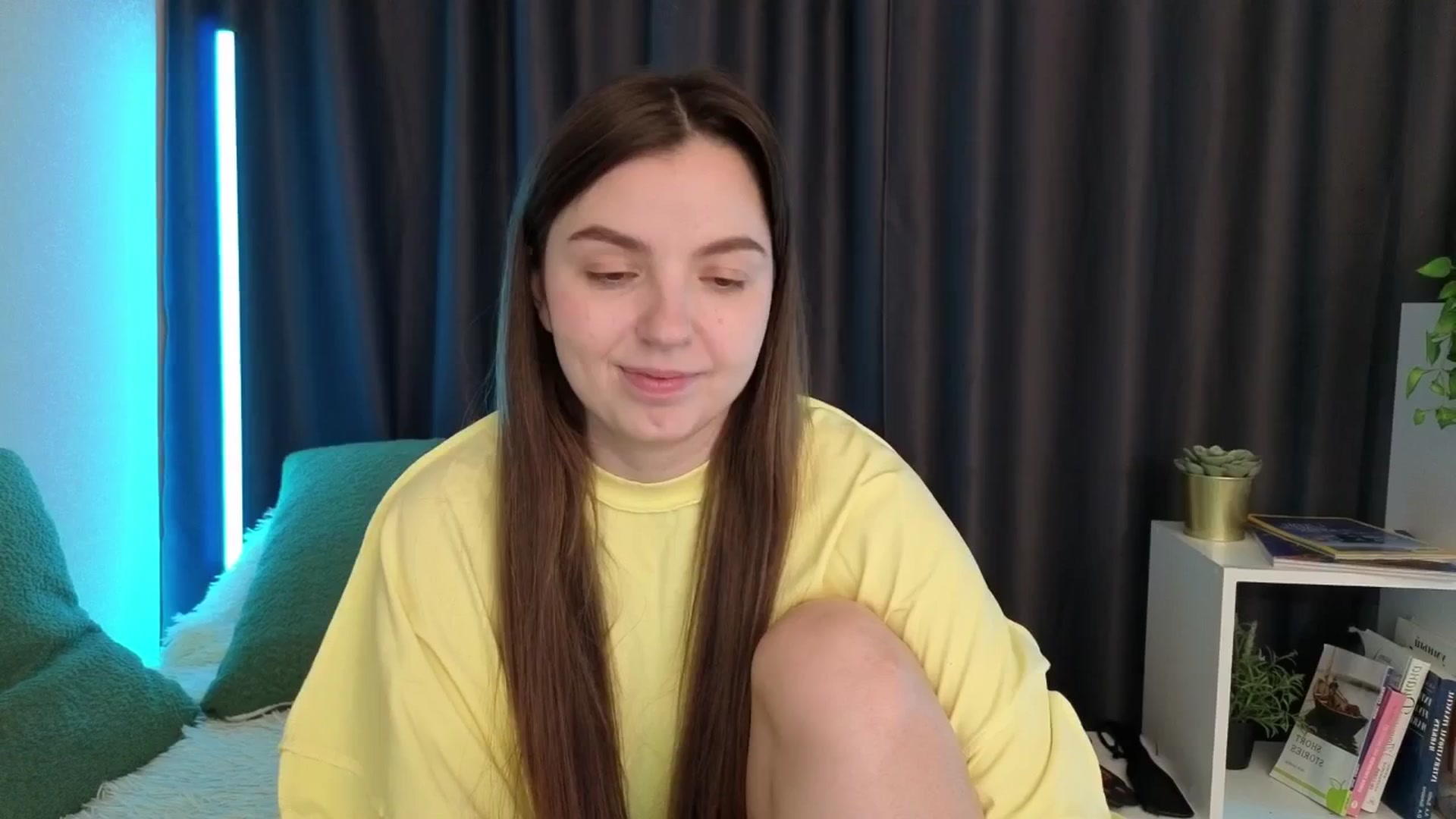 Gallery image thumbnail from Ana_Bird's myfreecams stream on, 03/12/2026, 02:52 image 8 of 20