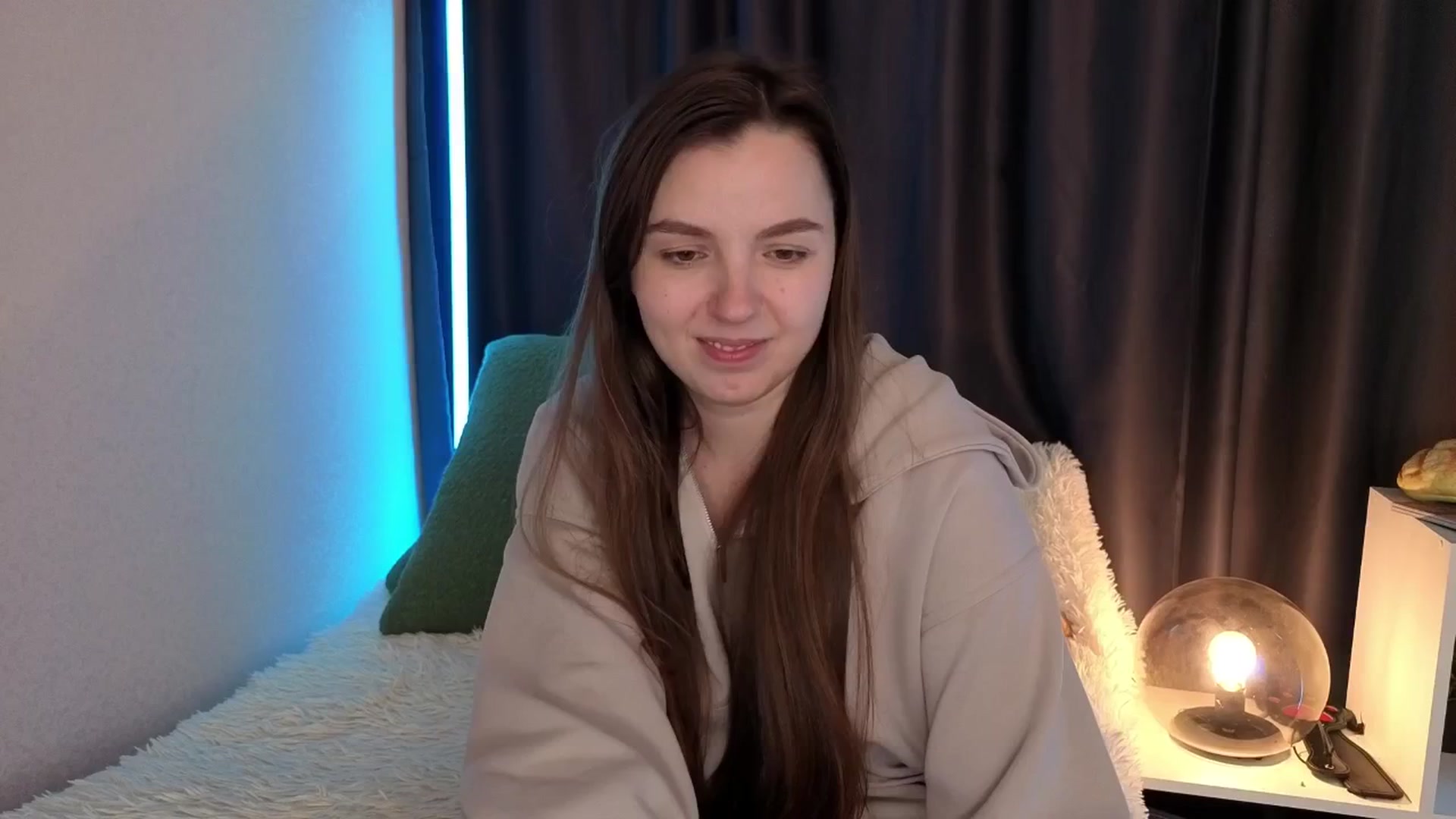 Gallery image thumbnail from Ana_Bird's myfreecams stream on, 03/16/2026, 07:13 image 1 of 20