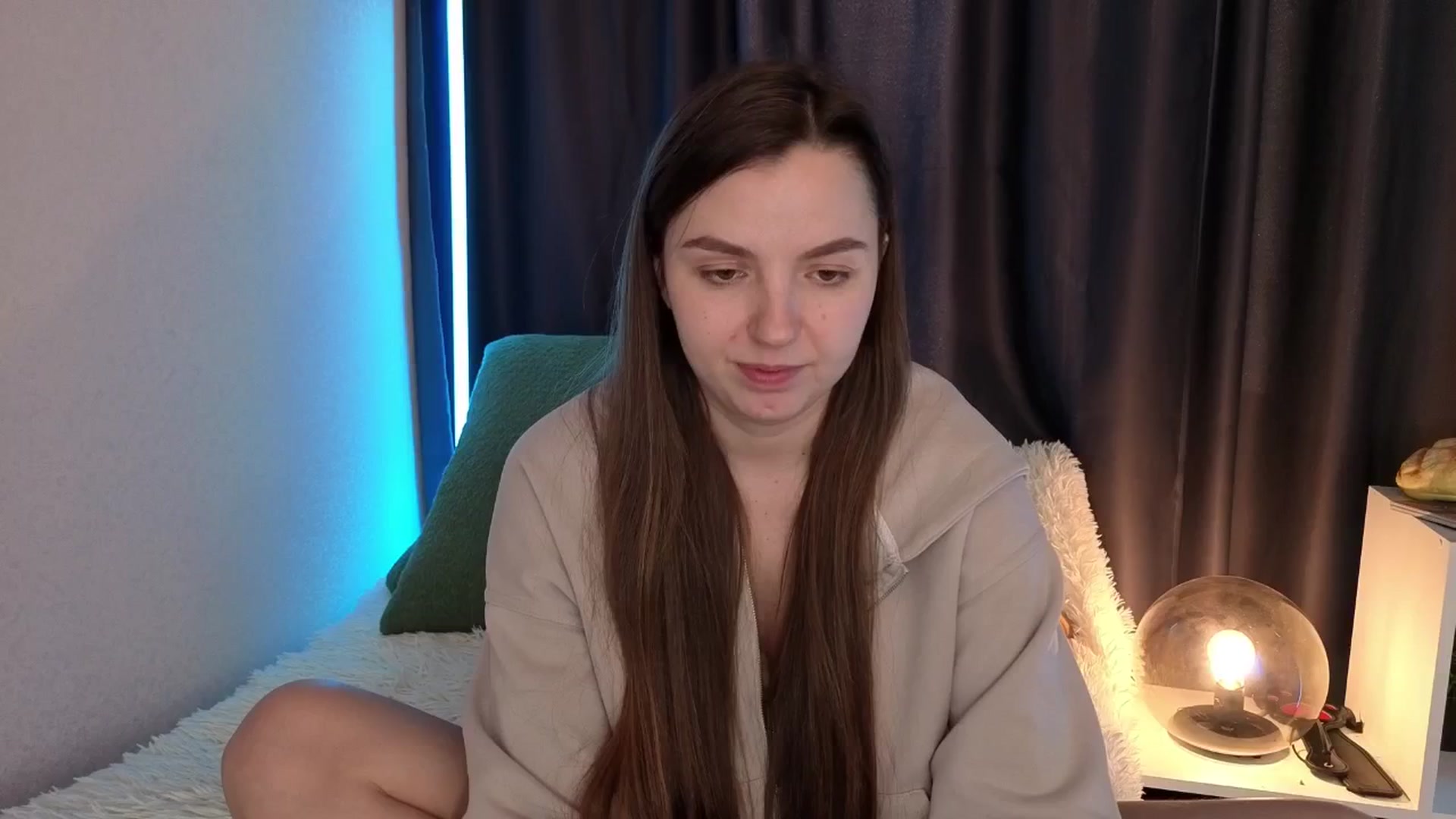 Gallery image thumbnail from Ana_Bird's myfreecams stream on, 03/16/2026, 07:13 image 6 of 20