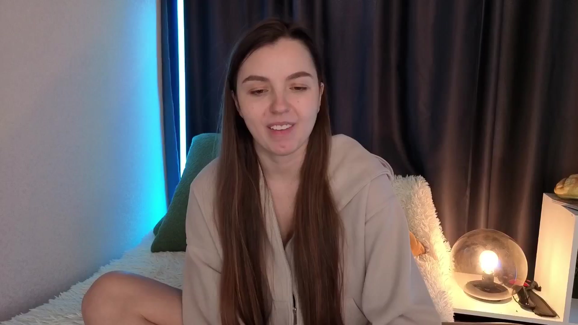 Gallery image thumbnail from Ana_Bird's myfreecams stream on, 03/16/2026, 07:13 image 3 of 20