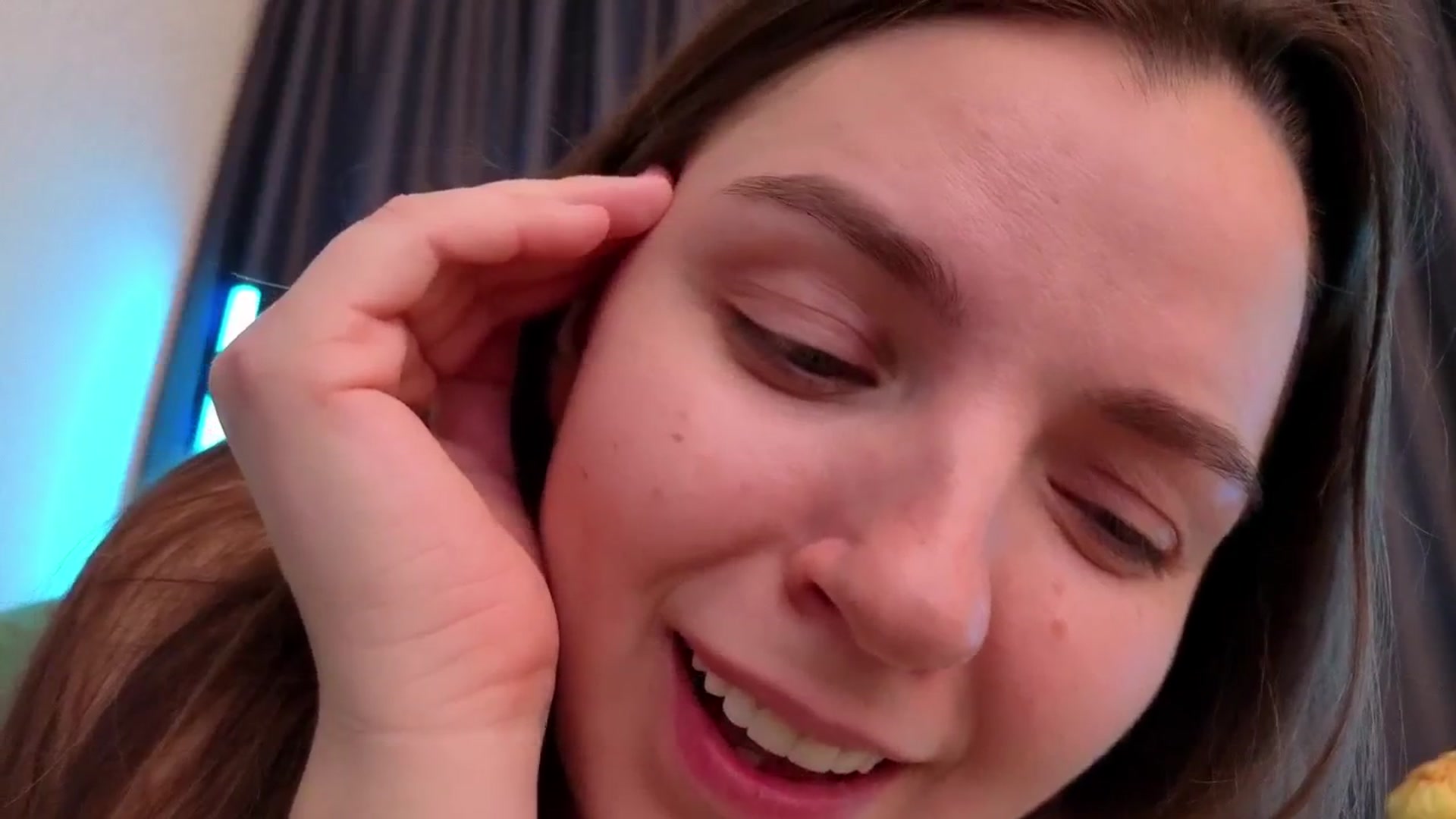 Gallery image thumbnail from Ana_Bird's myfreecams stream on, 03/21/2026, 05:36 image 19 of 20
