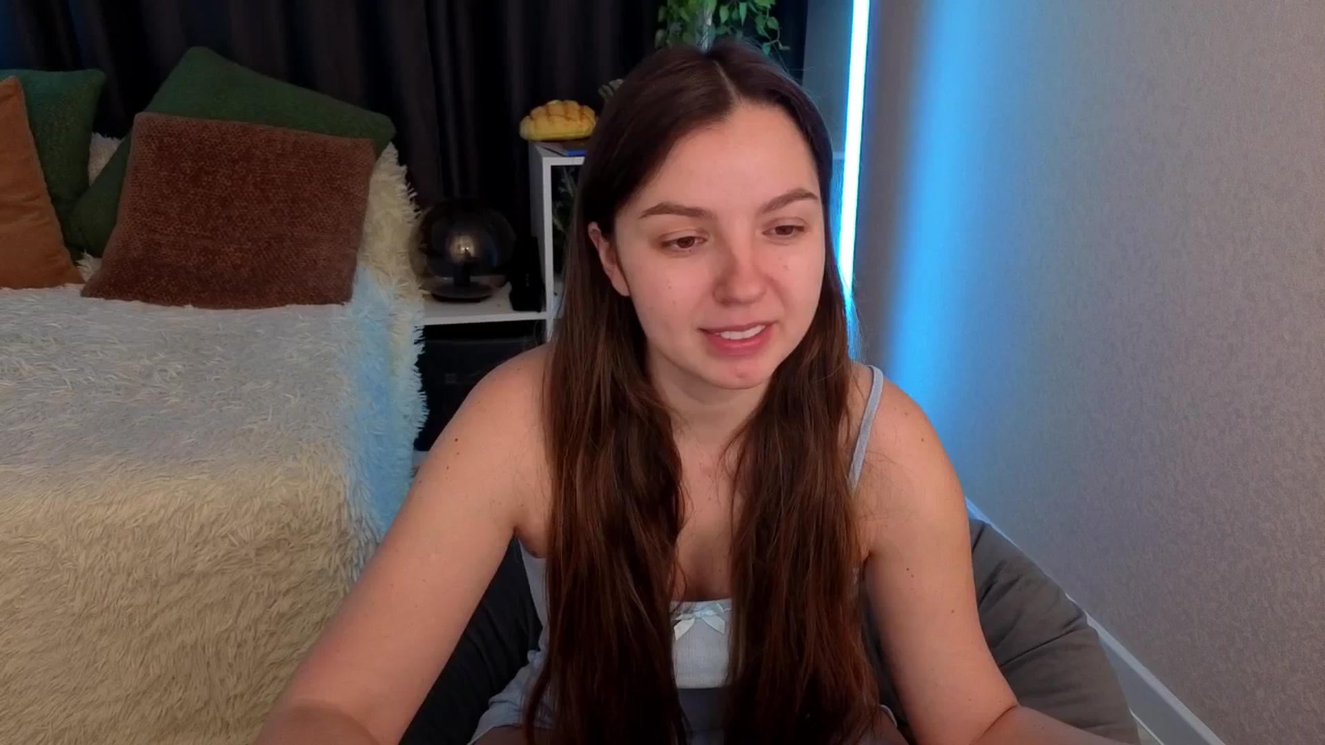 Gallery image thumbnail from Ana_Bird's myfreecams stream on, 03/22/2026, 05:59 image 2 of 20