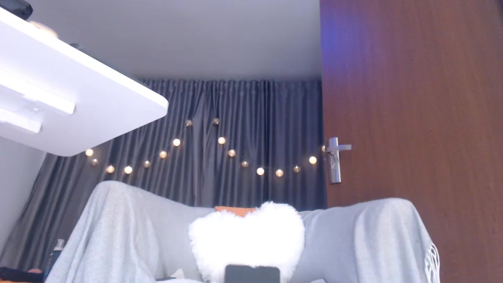 Gallery image thumbnail from Ana_Delicious's myfreecams stream on, 10/14/2024, 20:41 image 4 of 20