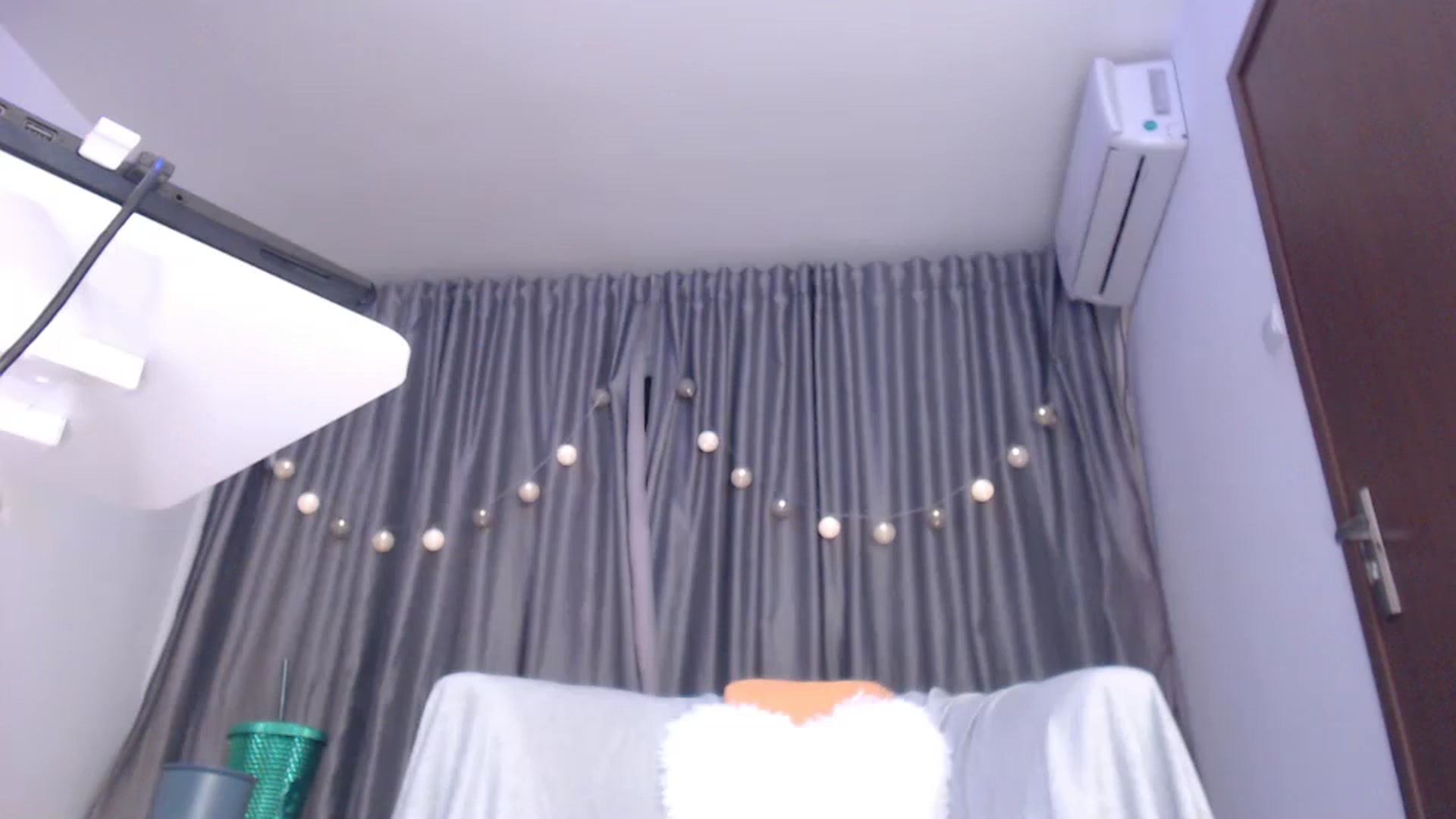 Gallery image thumbnail from Ana_Delicious's myfreecams stream on, 11/16/2024, 24:08 image 5 of 20