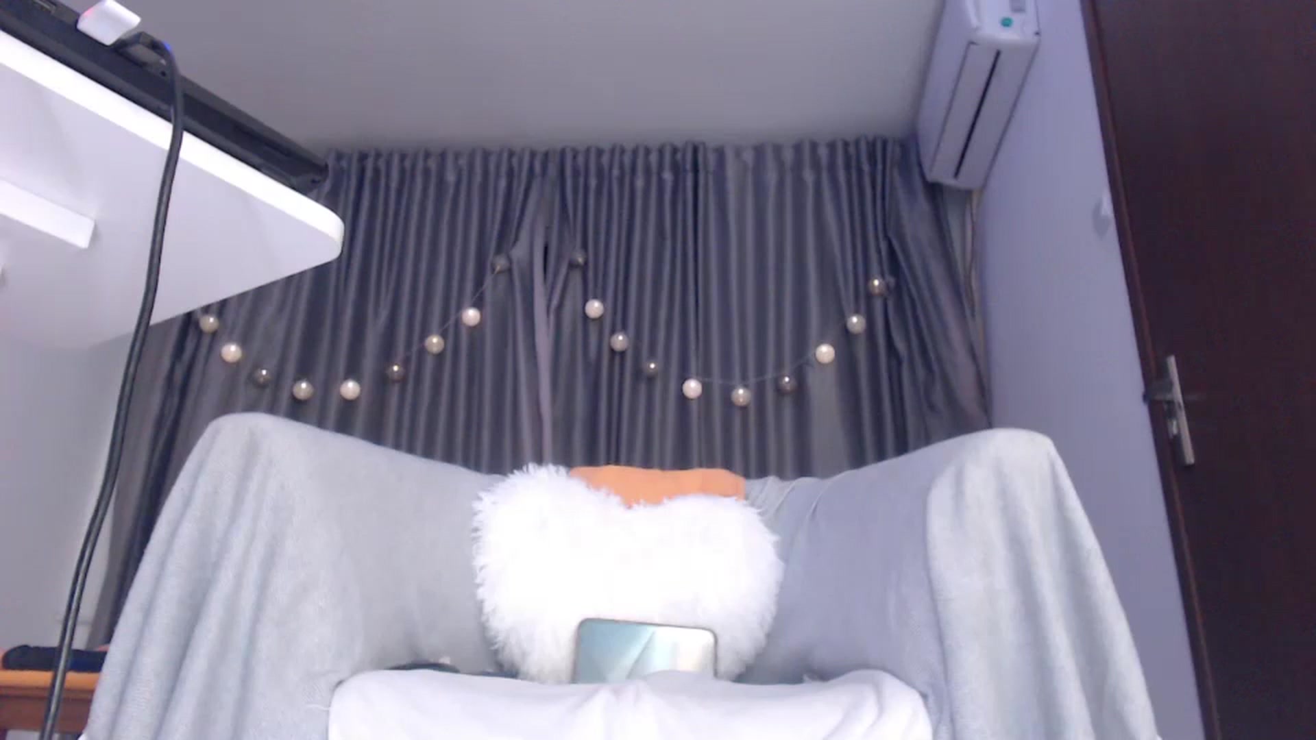 Gallery image thumbnail from Ana_Delicious's myfreecams stream on, 11/17/2024, 21:52 image 20 of 20