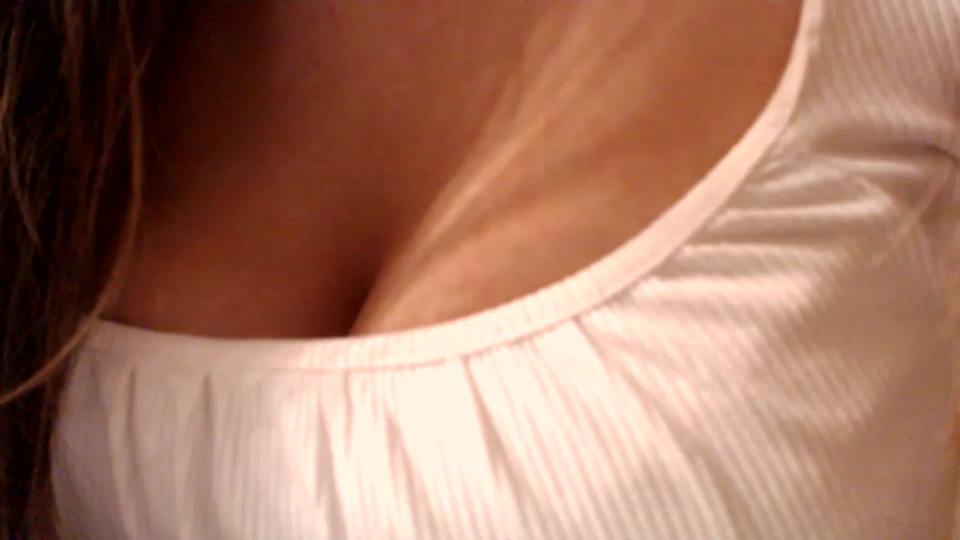 Gallery image thumbnail from Ana_Rose's myfreecams stream on, 11/26/2022, 03:58 image 12 of 20