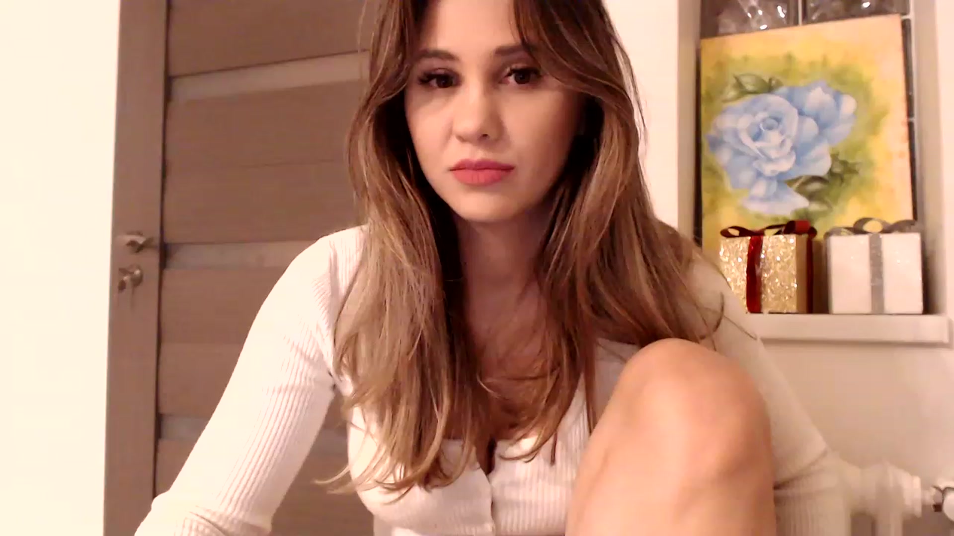 Gallery image thumbnail from Ana_Rose's myfreecams stream on, 12/05/2022, 24:14 image 15 of 20