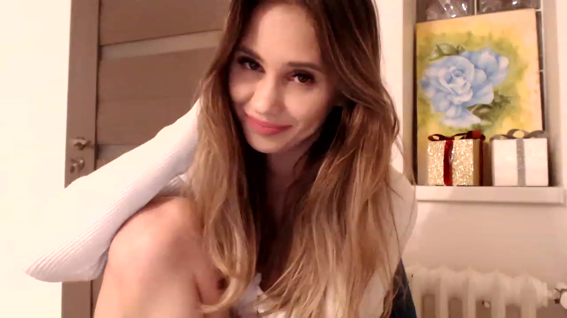 Gallery image thumbnail from Ana_Rose's myfreecams stream on, 12/05/2022, 24:14 image 11 of 20