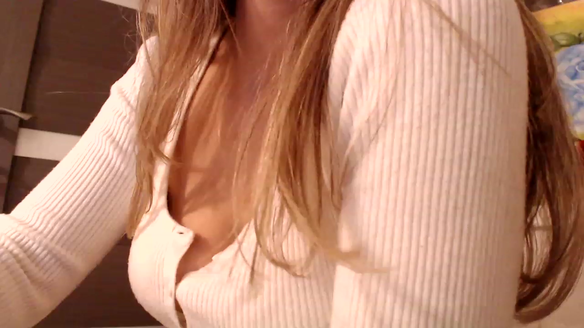 Gallery image thumbnail from Ana_Rose's myfreecams stream on, 12/05/2022, 24:41 image 14 of 20