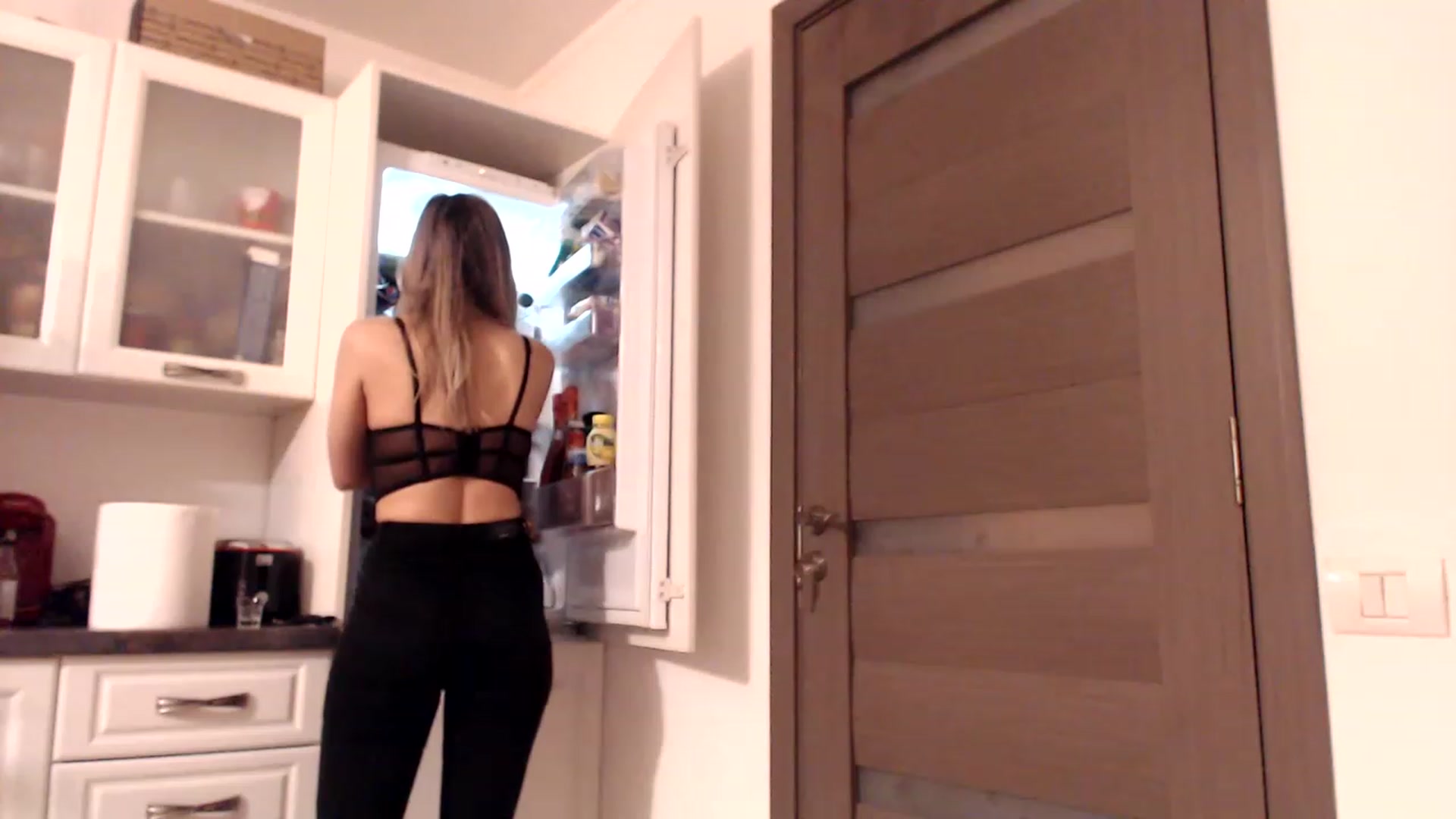 Gallery image thumbnail from Ana_Rose's myfreecams stream on, 12/09/2022, 24:09 image 16 of 20