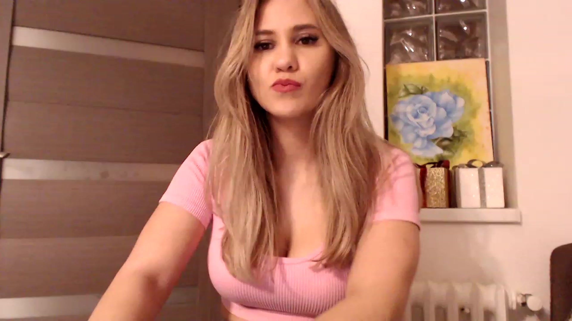 Gallery image thumbnail from Ana_Rose's myfreecams stream on, 12/11/2022, 02:42 image 3 of 20