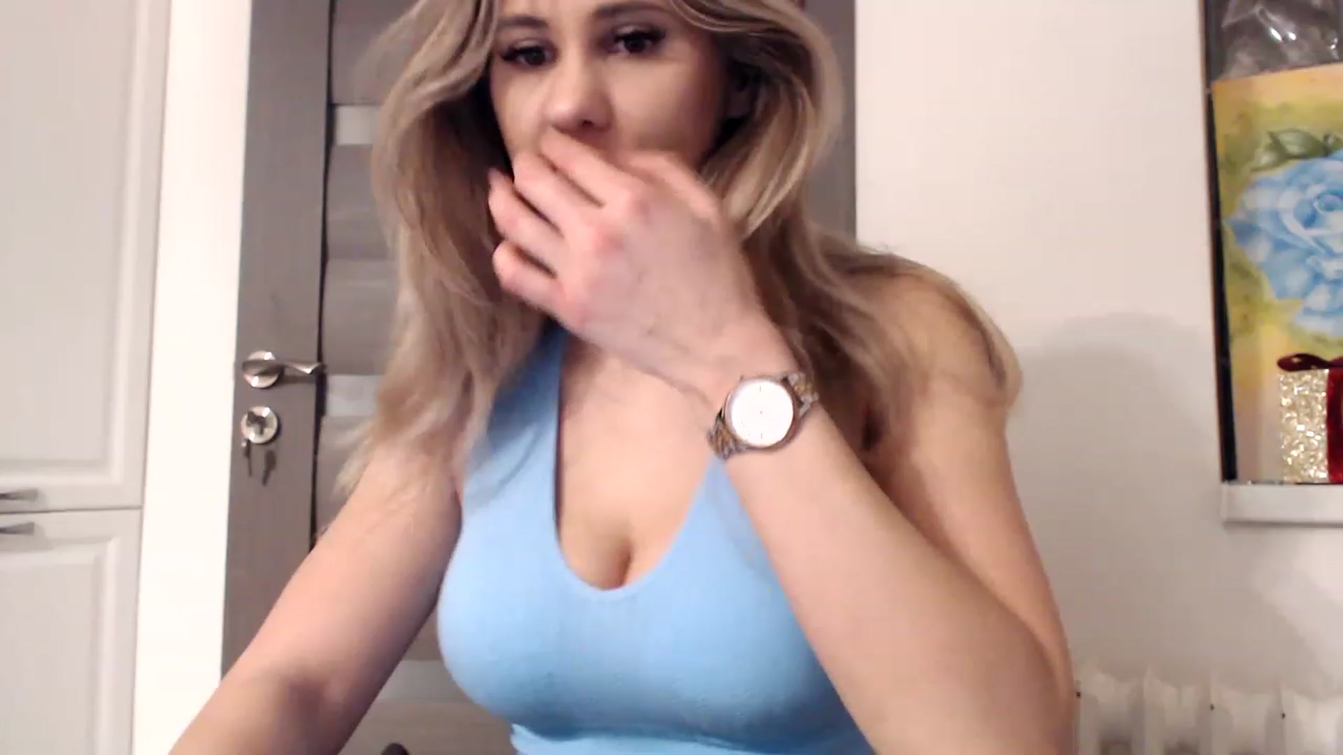 Gallery image thumbnail from Ana_Rose's myfreecams stream on, 12/12/2022, 22:53 image 9 of 20