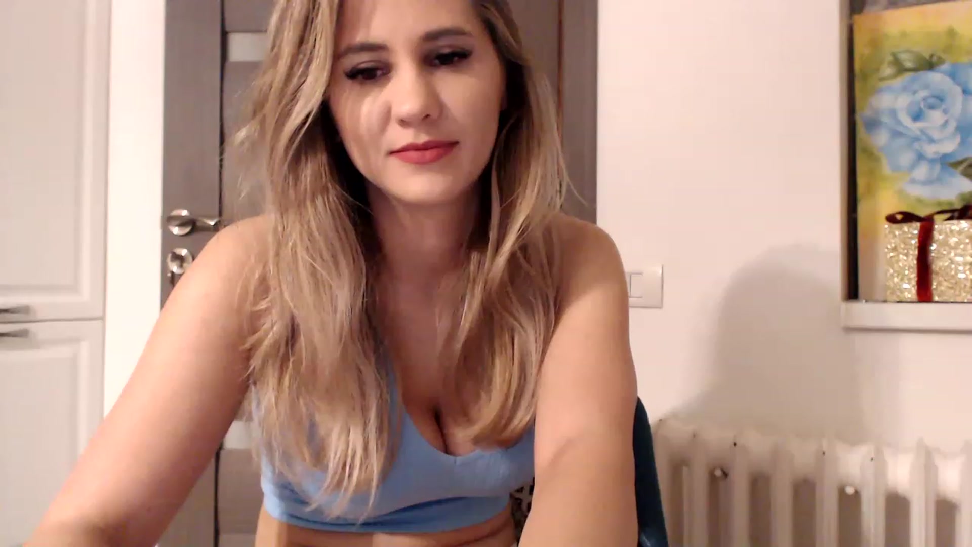 Gallery image thumbnail from Ana_Rose's myfreecams stream on, 12/12/2022, 23:27 image 19 of 20