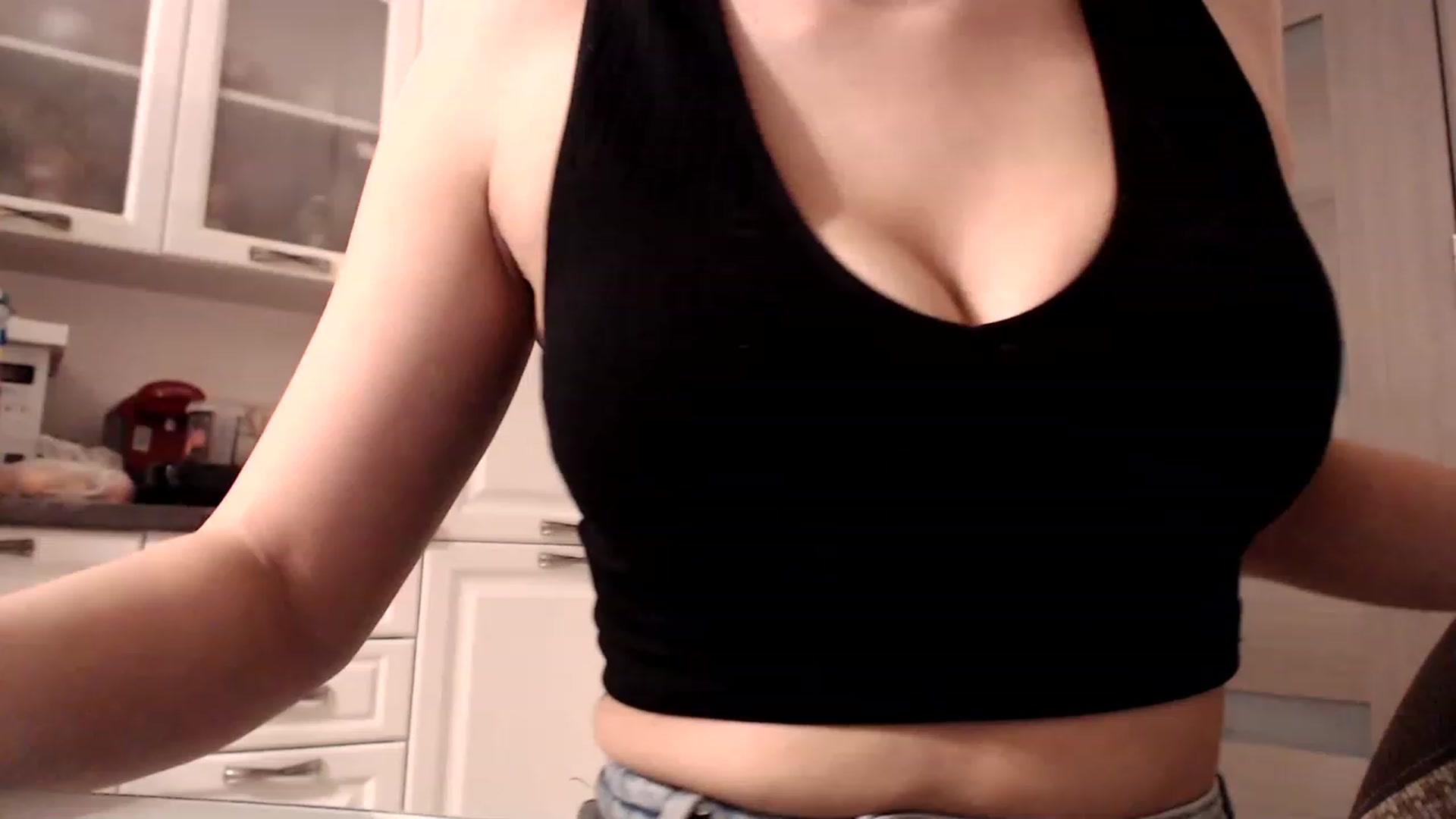 Gallery image thumbnail from Ana_Rose's myfreecams stream on, 12/21/2022, 24:58 image 1 of 20