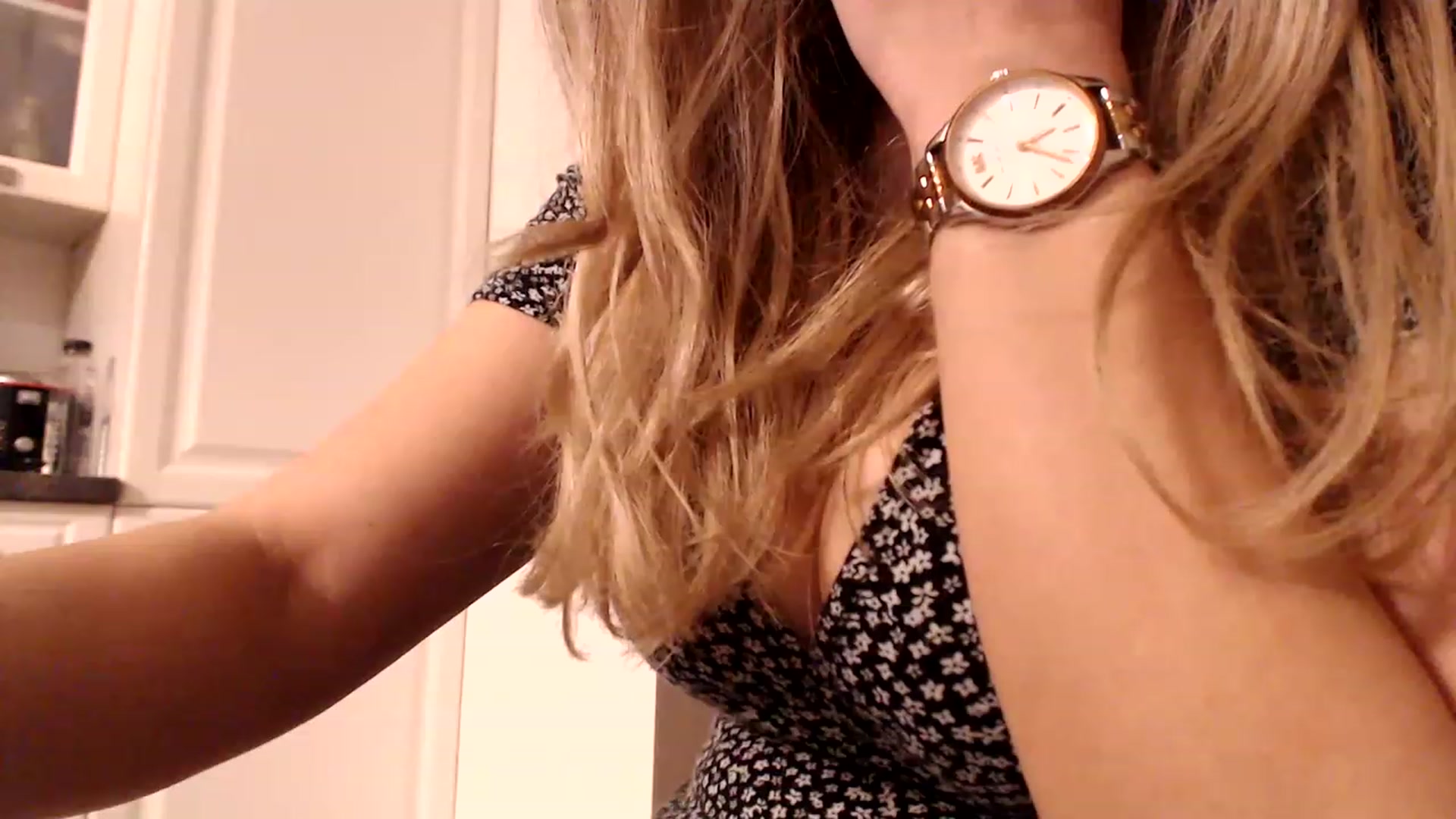Gallery image thumbnail from Ana_Rose's myfreecams stream on, 12/31/2022, 03:57 image 18 of 20
