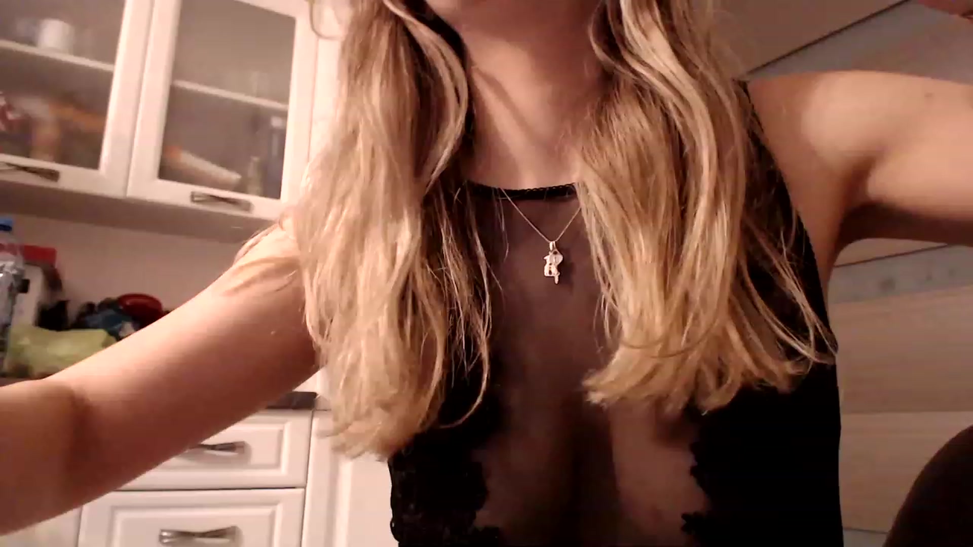 Gallery image thumbnail from Ana_Rose's myfreecams stream on, 01/08/2023, 05:44 image 6 of 20