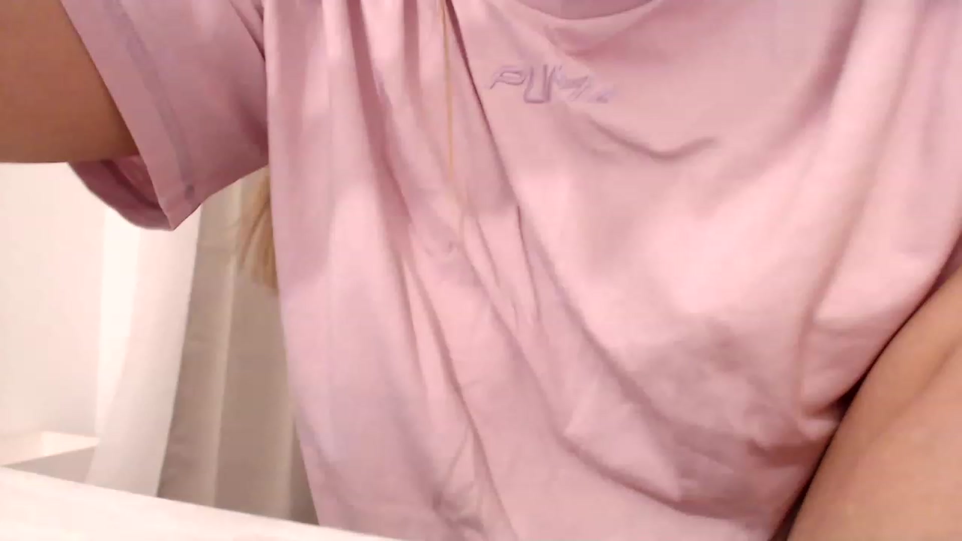 Gallery image thumbnail from Ana_Rose's myfreecams stream on, 02/03/2023, 04:05 image 8 of 20