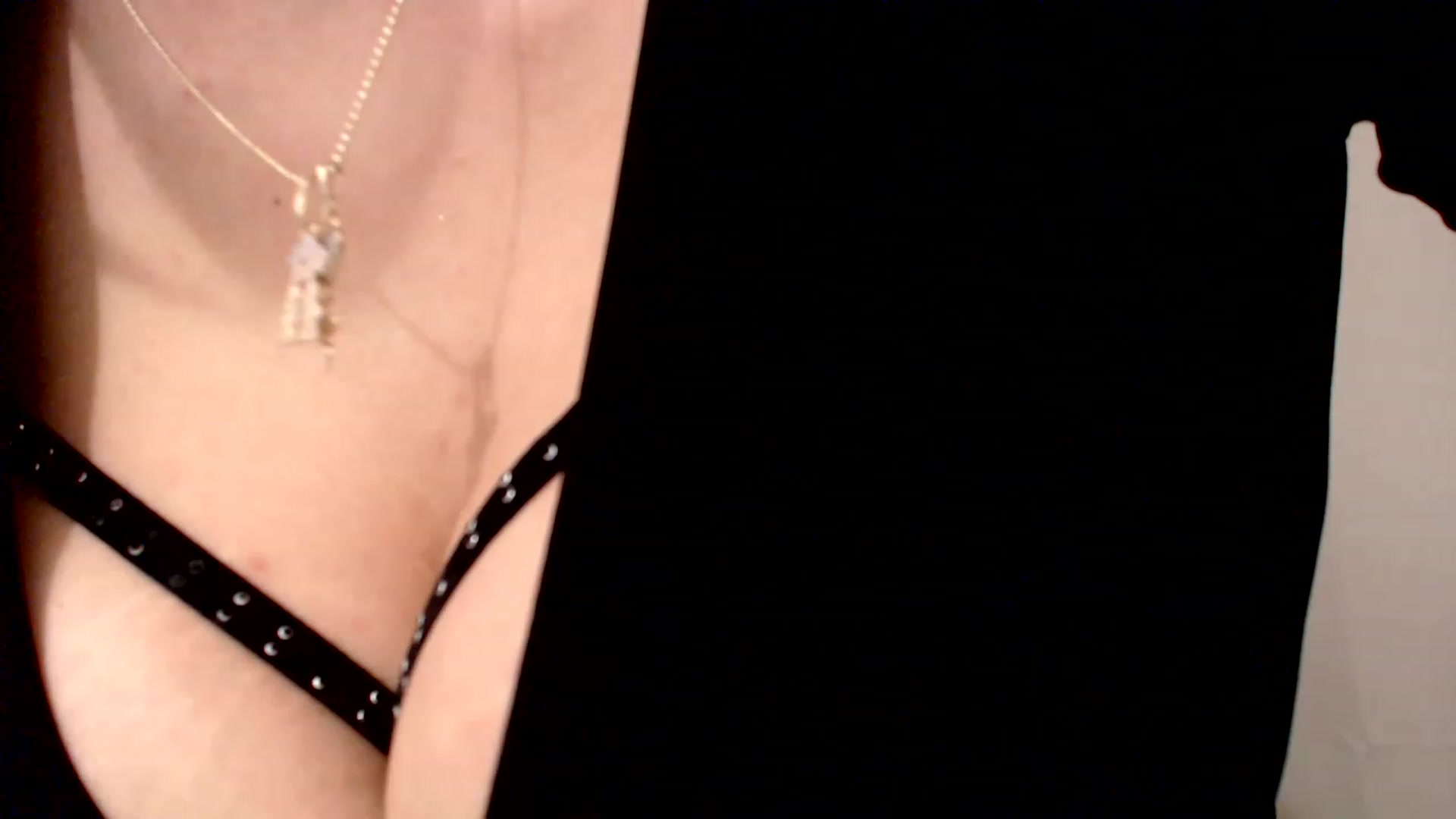 Gallery image thumbnail from Ana_Rose's myfreecams stream on, 02/05/2023, 02:44 image 12 of 20