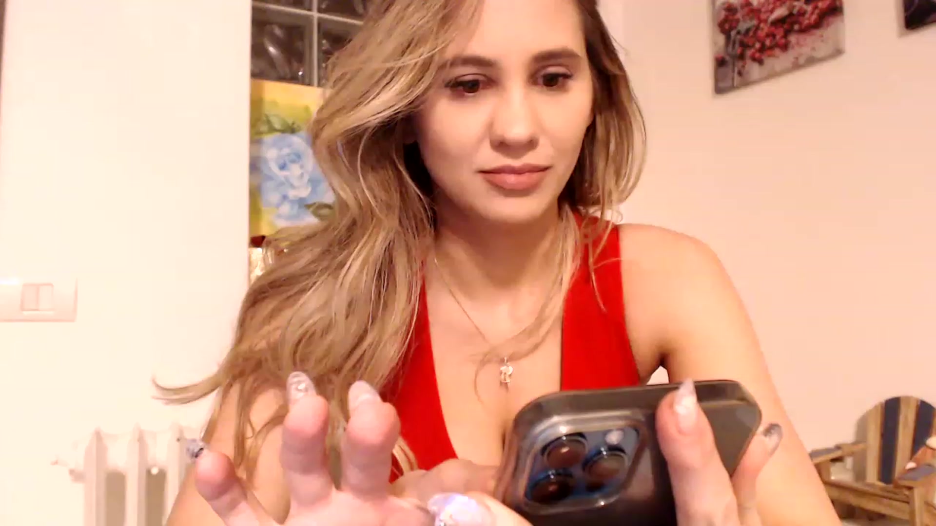 Gallery image thumbnail from Ana_Rose's myfreecams stream on, 02/15/2023, 24:10 image 2 of 20