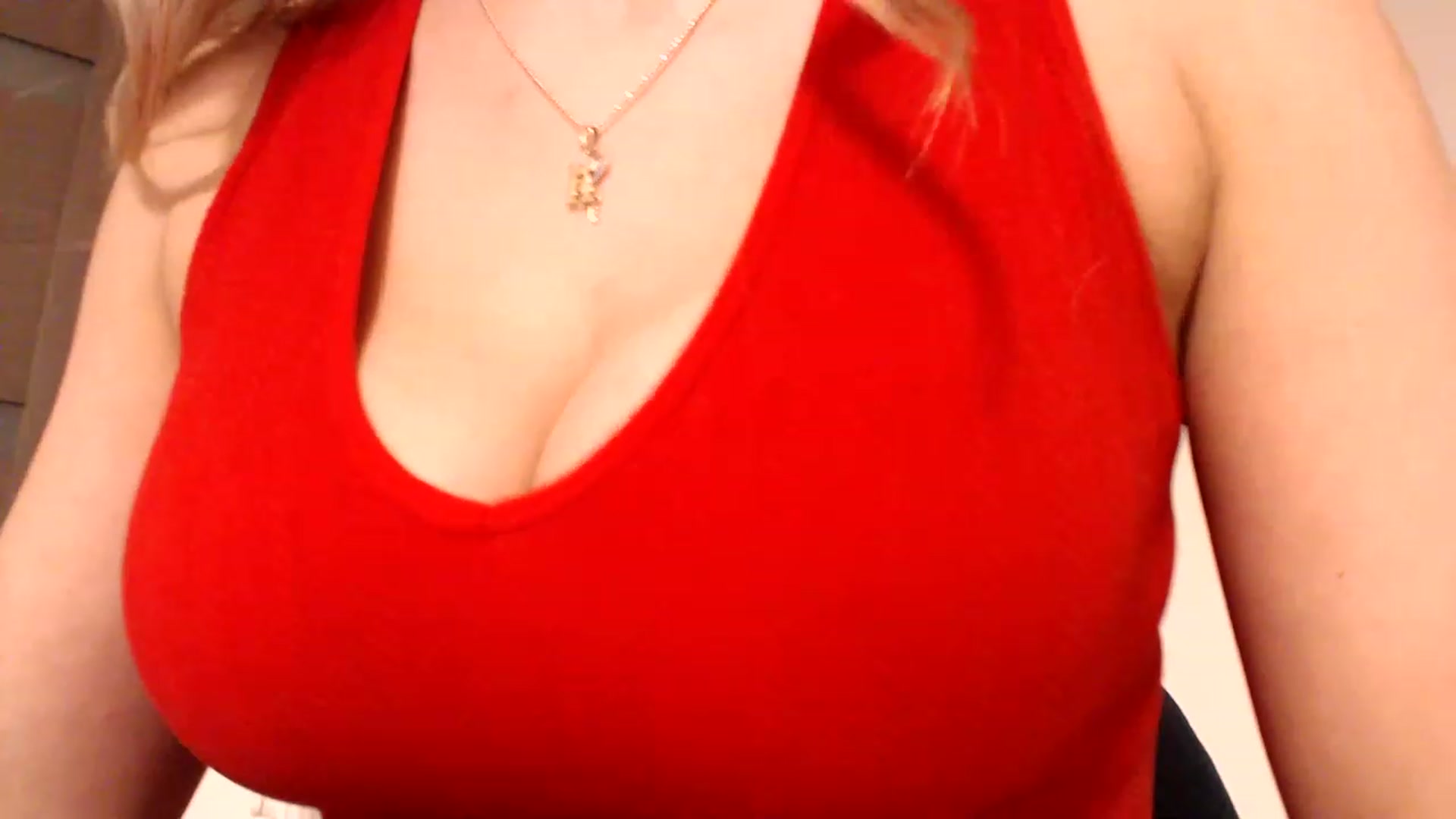 Gallery image thumbnail from Ana_Rose's myfreecams stream on, 02/15/2023, 24:10 image 12 of 20