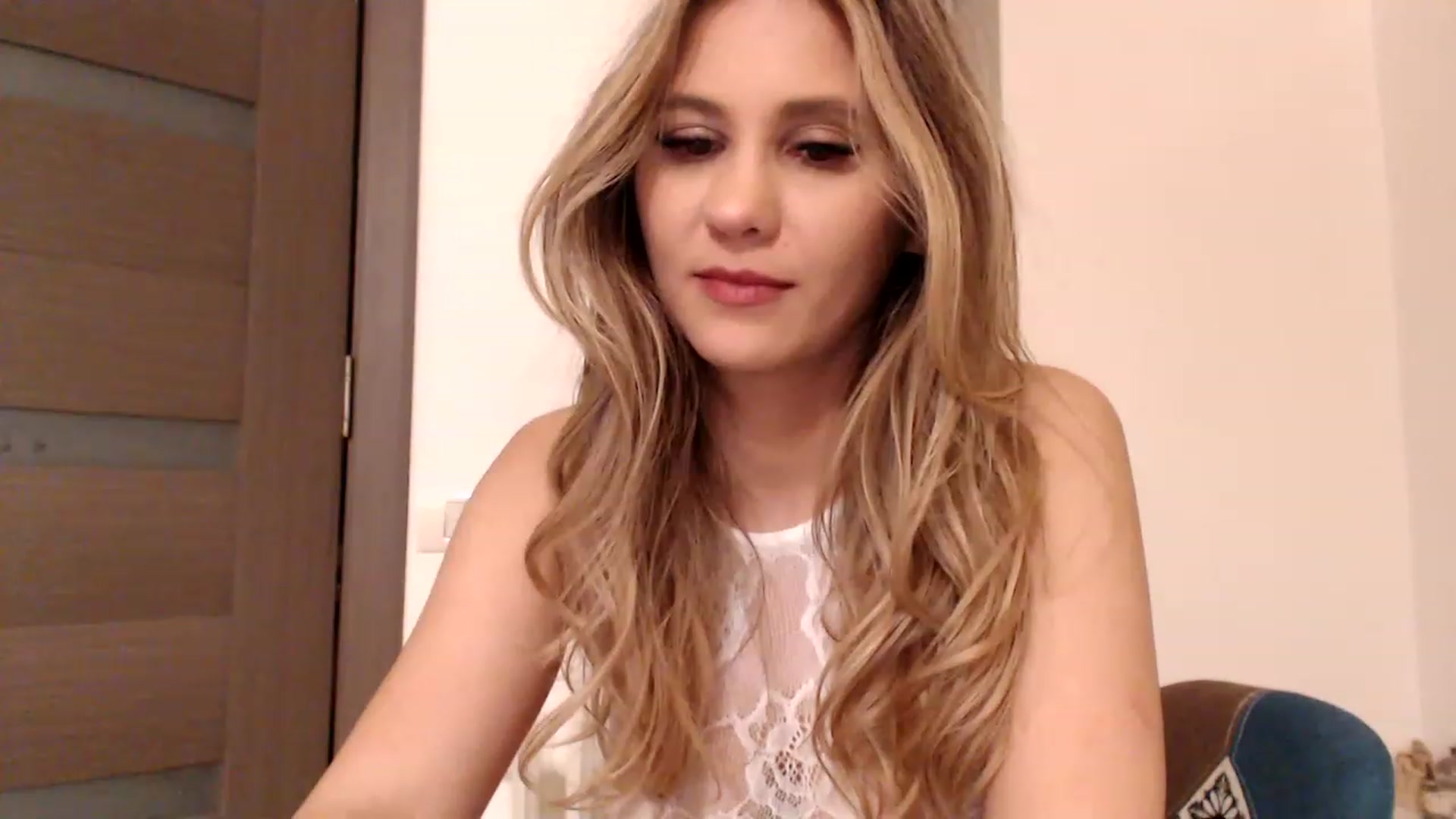 Gallery image thumbnail from Ana_Rose's myfreecams stream on, 02/16/2023, 24:01 image 12 of 20