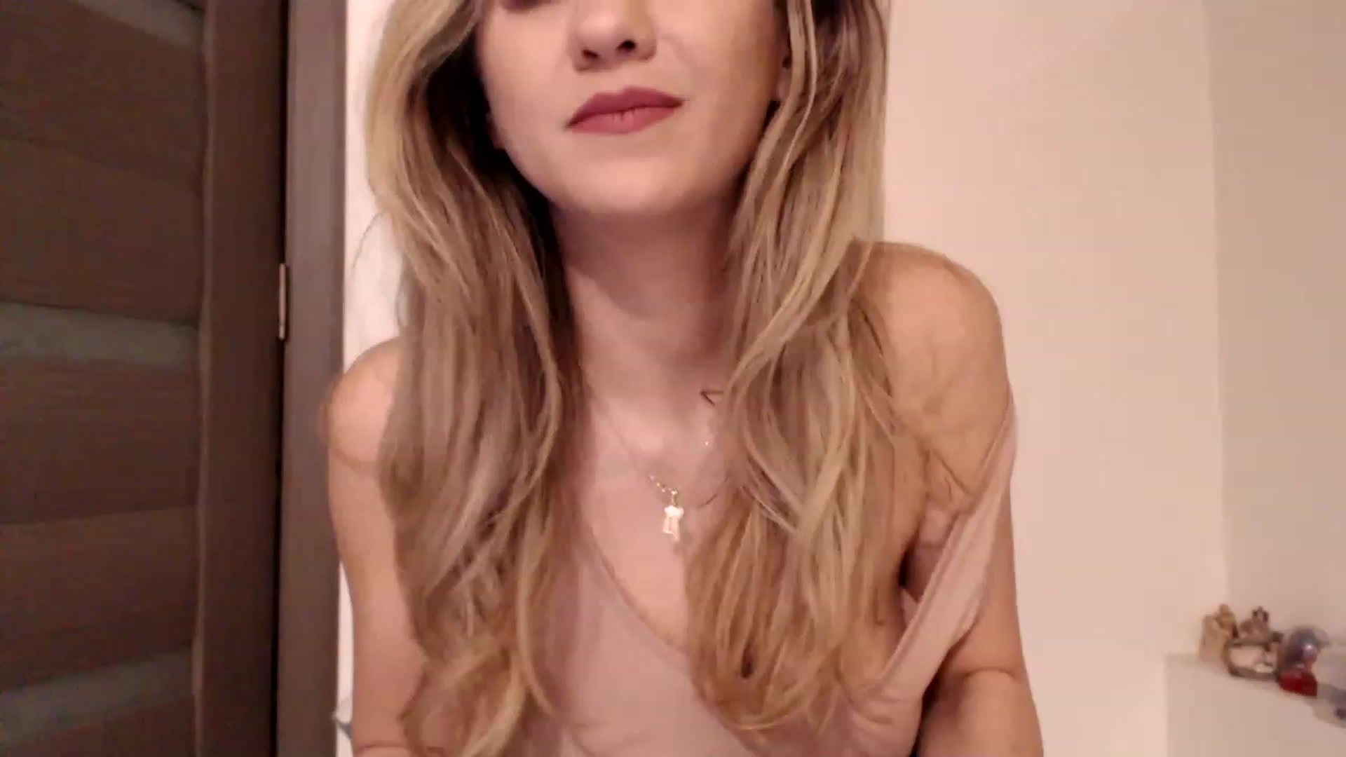 Gallery image thumbnail from Ana_Rose's myfreecams stream on, 02/19/2023, 04:30 image 20 of 20