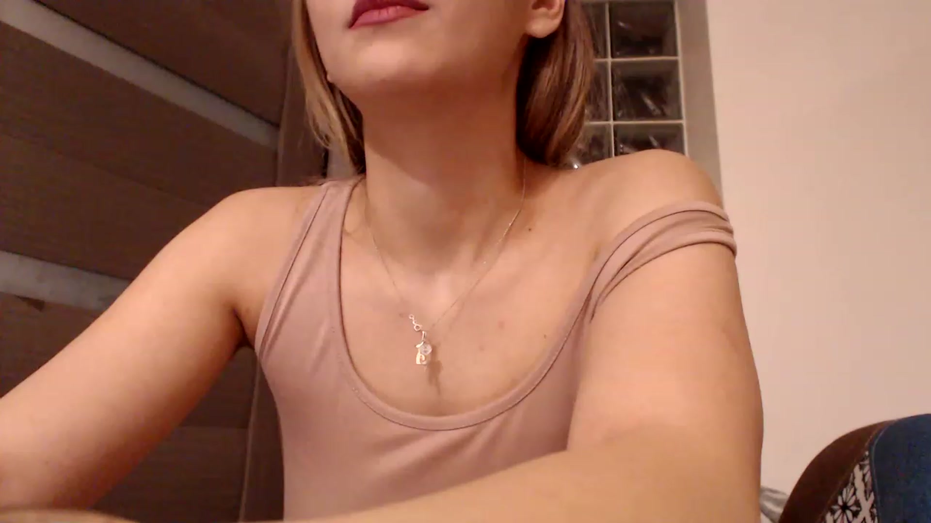 Gallery image thumbnail from Ana_Rose's myfreecams stream on, 02/19/2023, 04:47 image 15 of 20