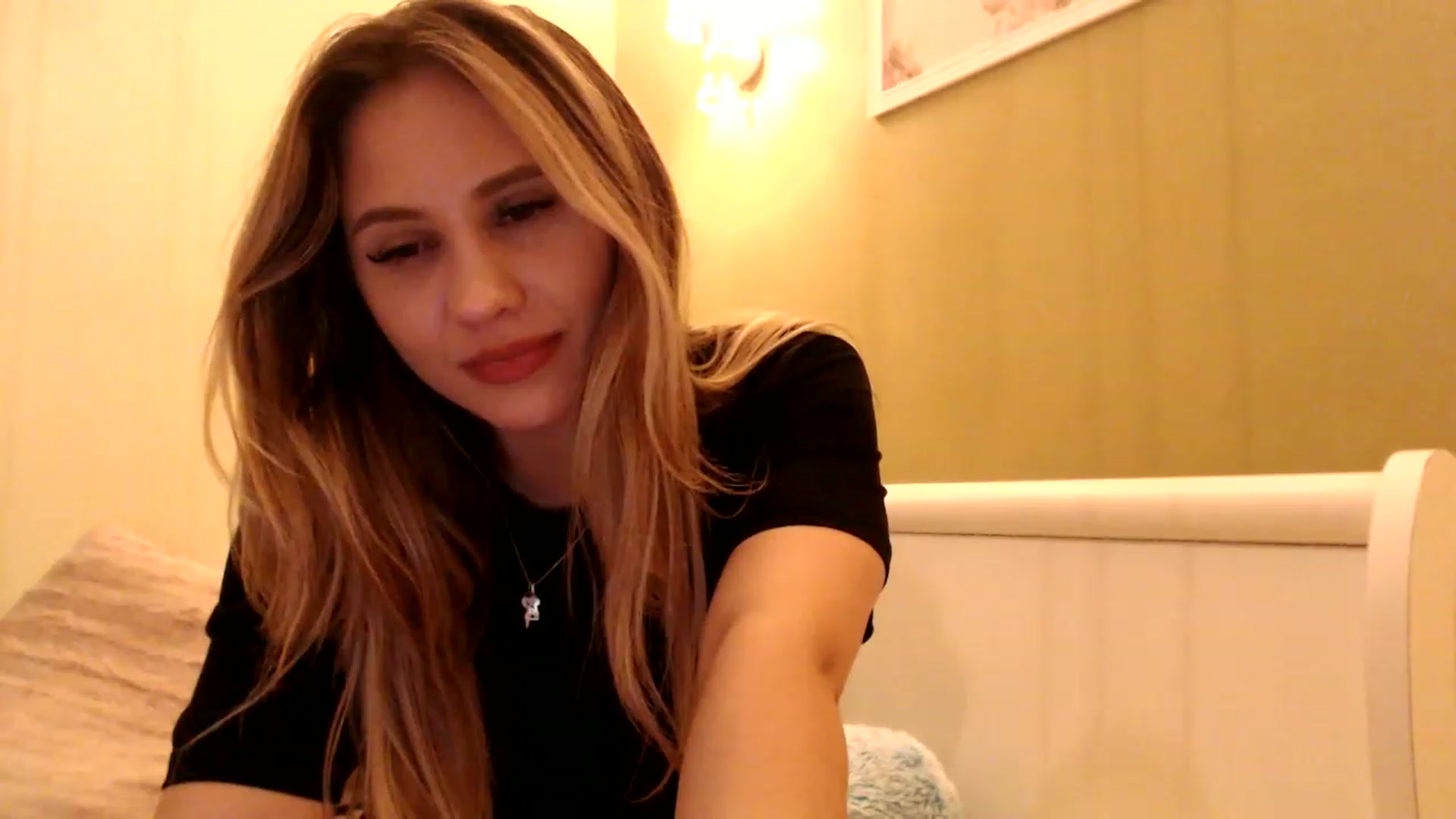 Gallery image thumbnail from Ana_Rose's myfreecams stream on, 03/05/2023, 02:42 image 13 of 20