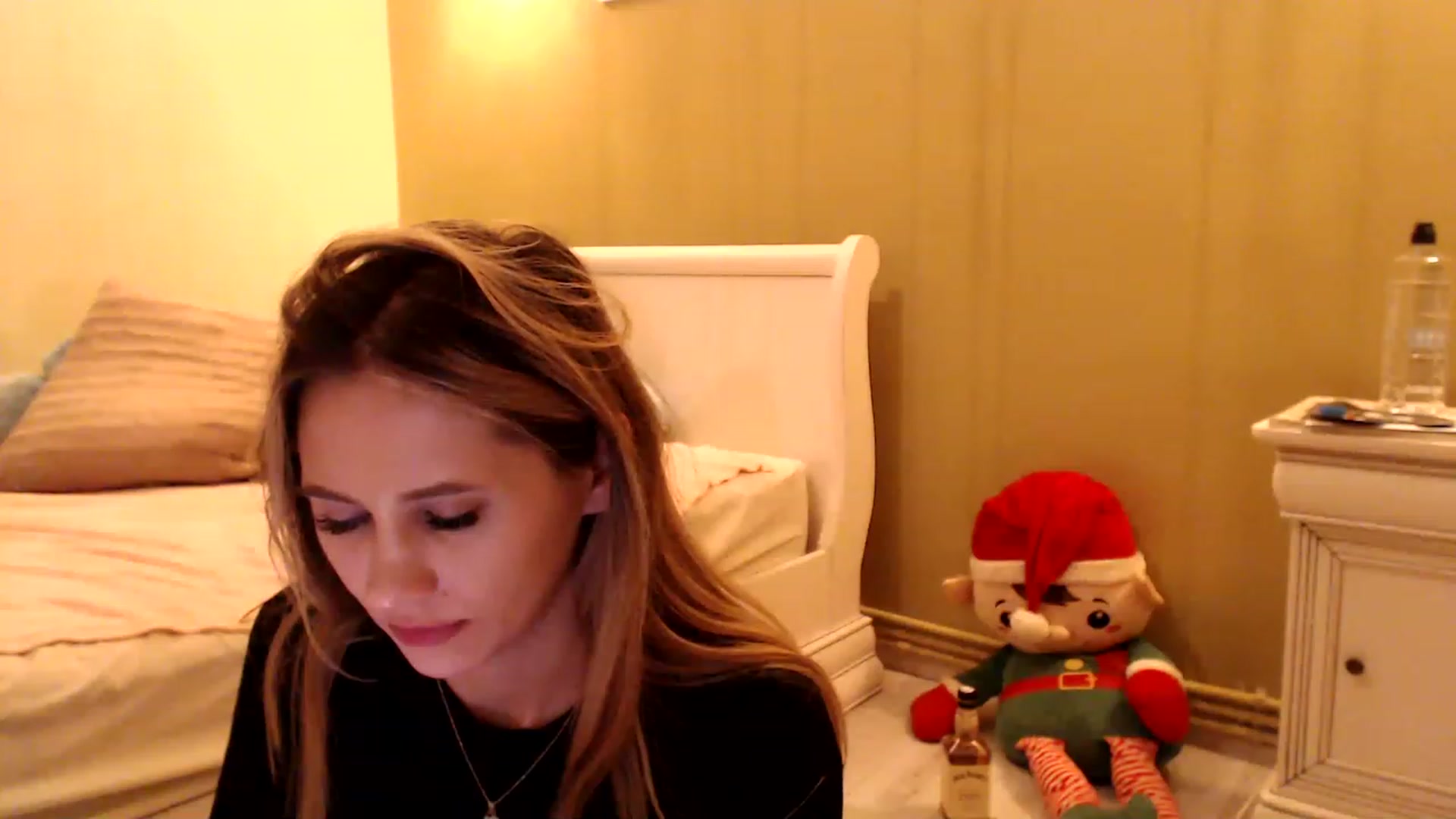 Gallery image thumbnail from Ana_Rose's myfreecams stream on, 03/05/2023, 03:04 image 13 of 20