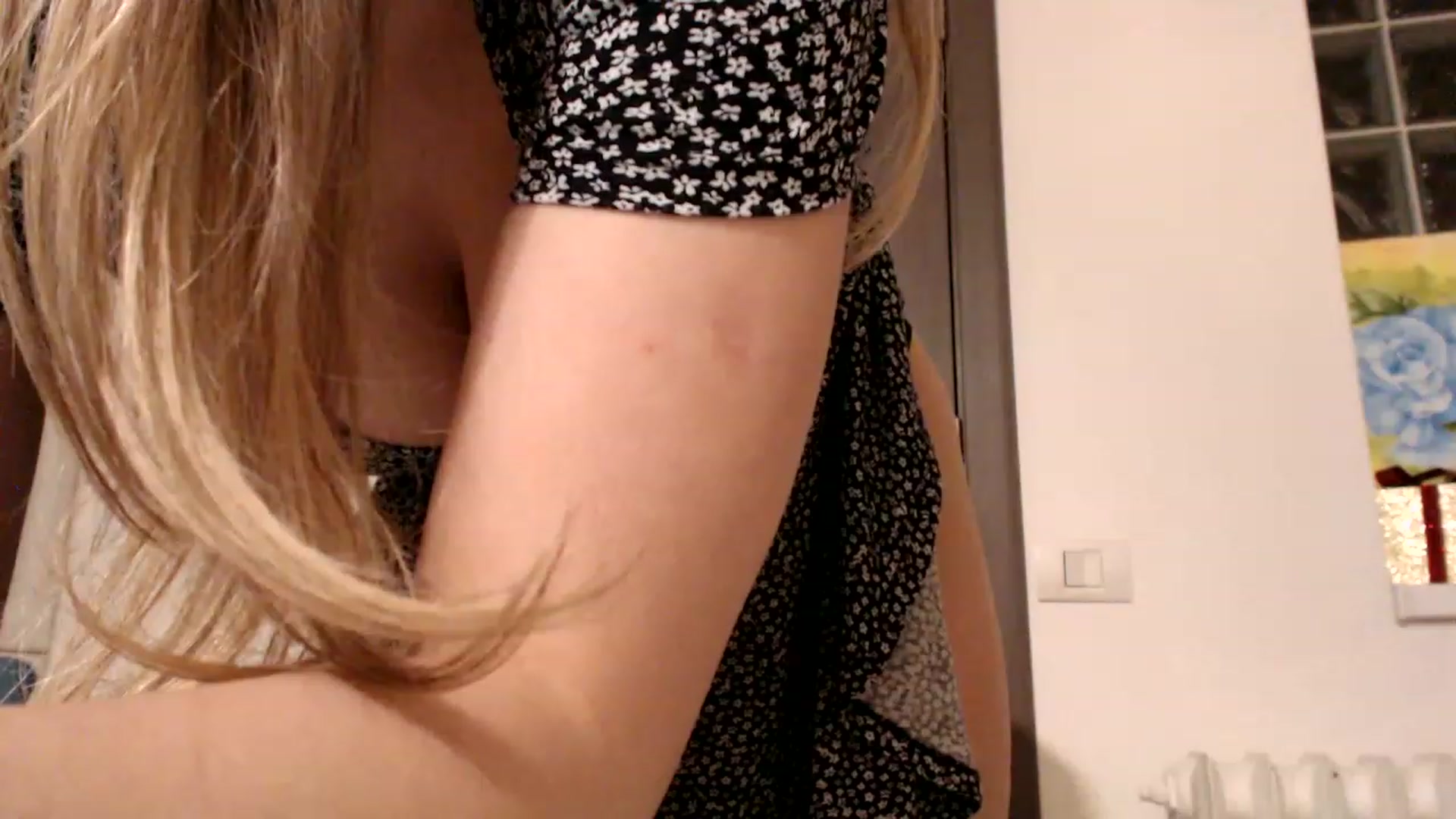 Gallery image thumbnail from Ana_Rose's myfreecams stream on, 03/16/2023, 24:01 image 8 of 20