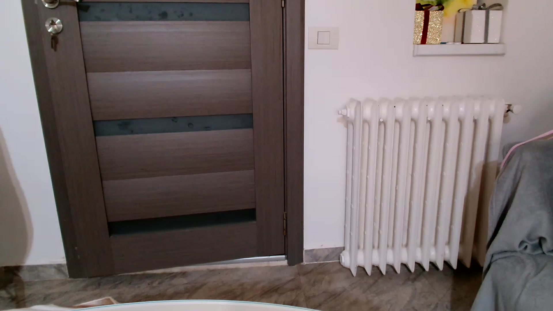 Gallery image thumbnail from Ana_Rose's myfreecams stream on, 04/30/2023, 02:35 image 11 of 20
